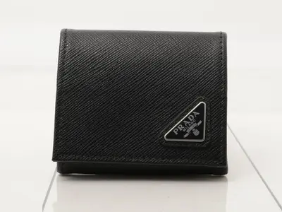 Saffiano coin case, black, unused.