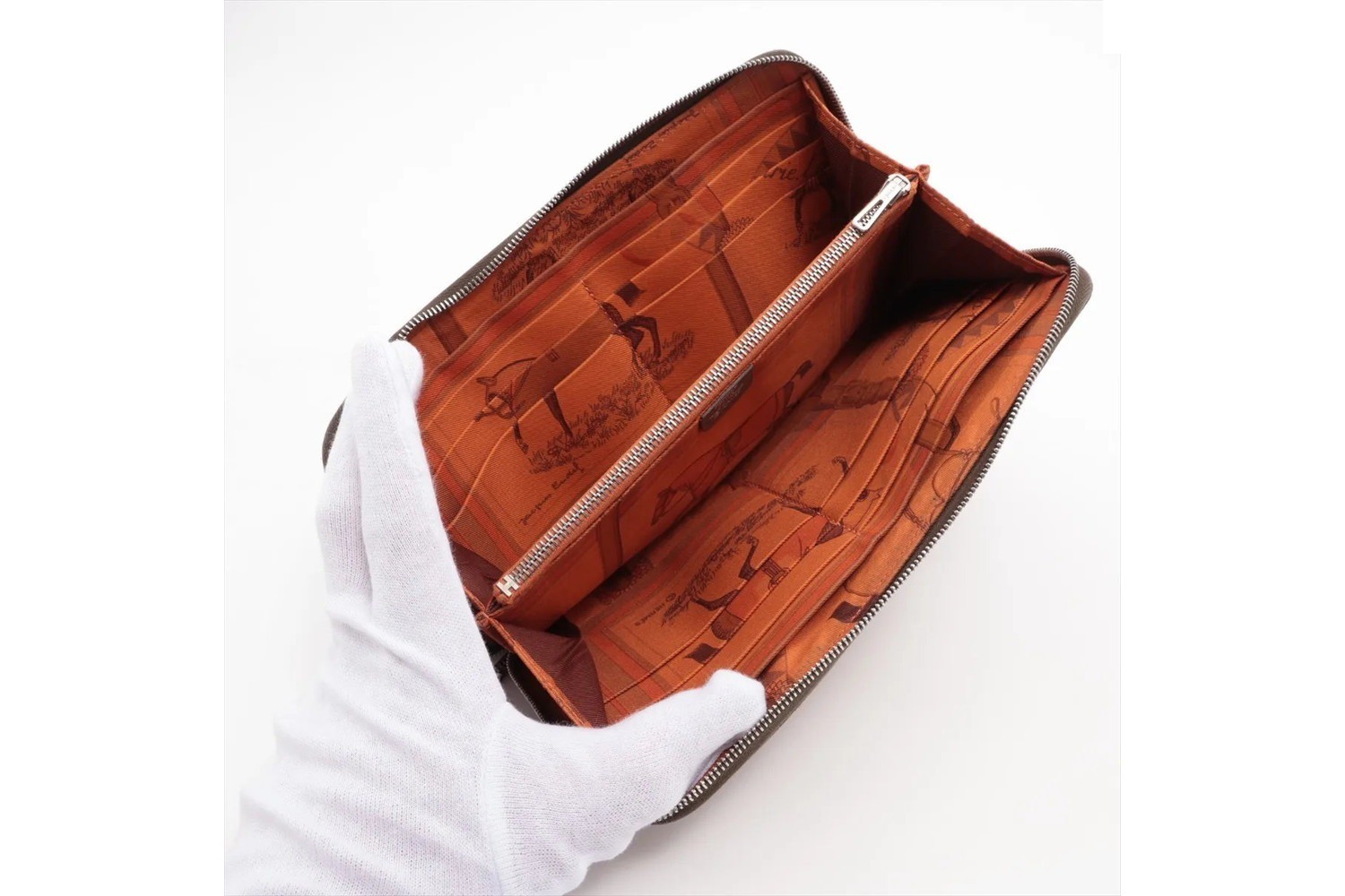 N stamp, manufactured in 2010, Azap Long Silk In Leather Long Wallet — view 3
