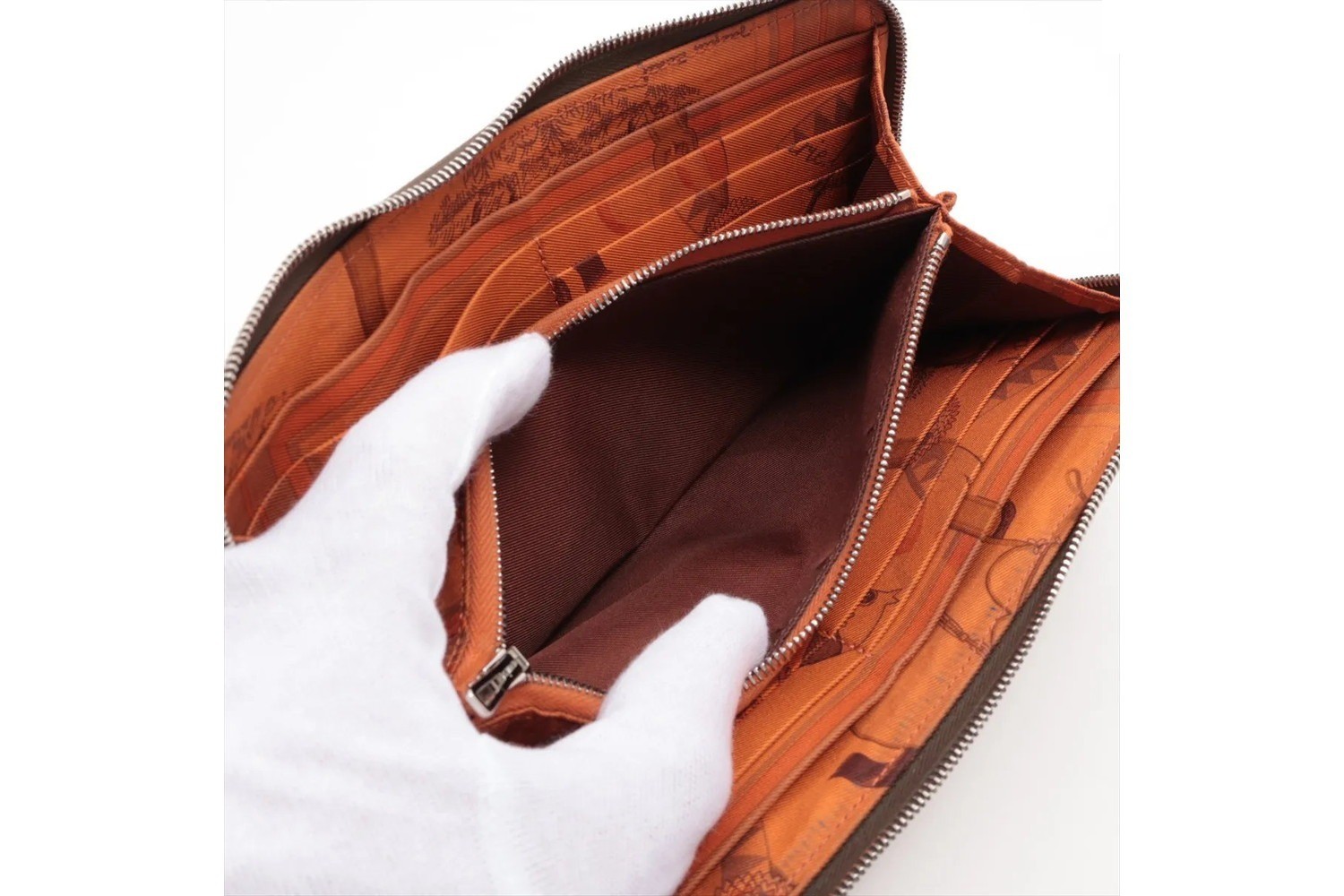 N stamp, manufactured in 2010, Azap Long Silk In Leather Long Wallet — view 6