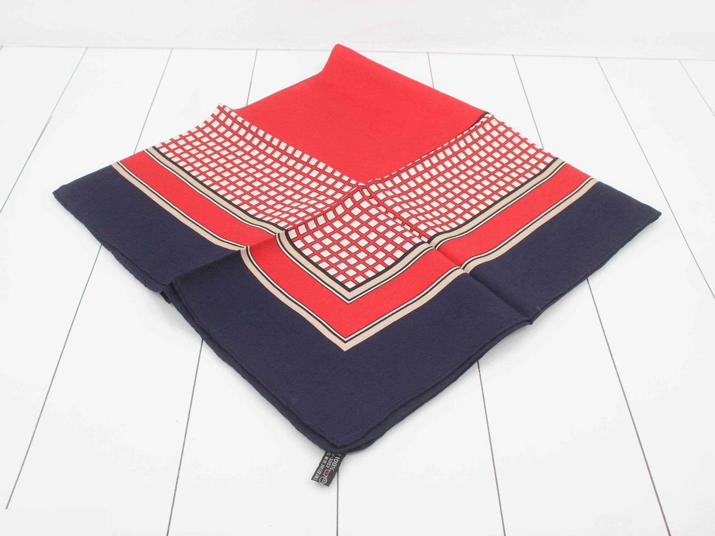 Scarf with tag — view 2