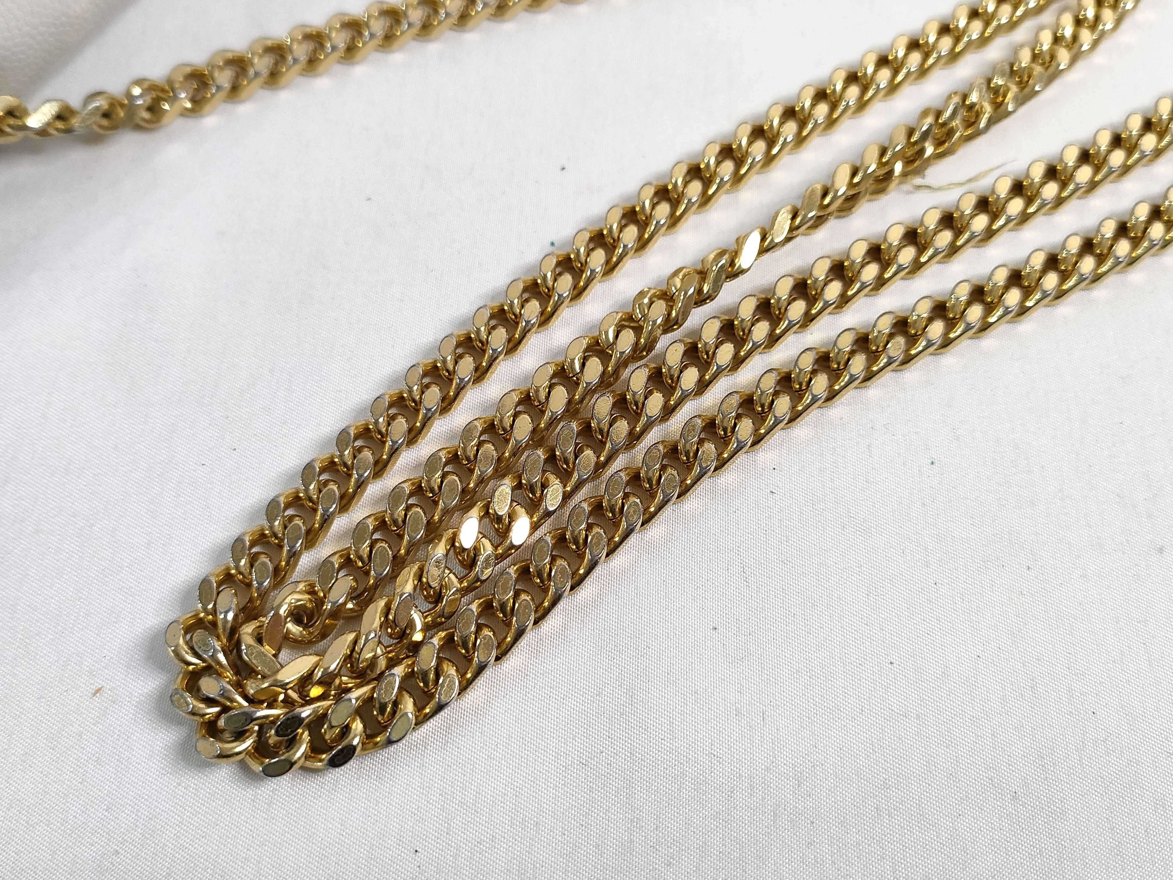 Chain Shoulder Bag — view 4