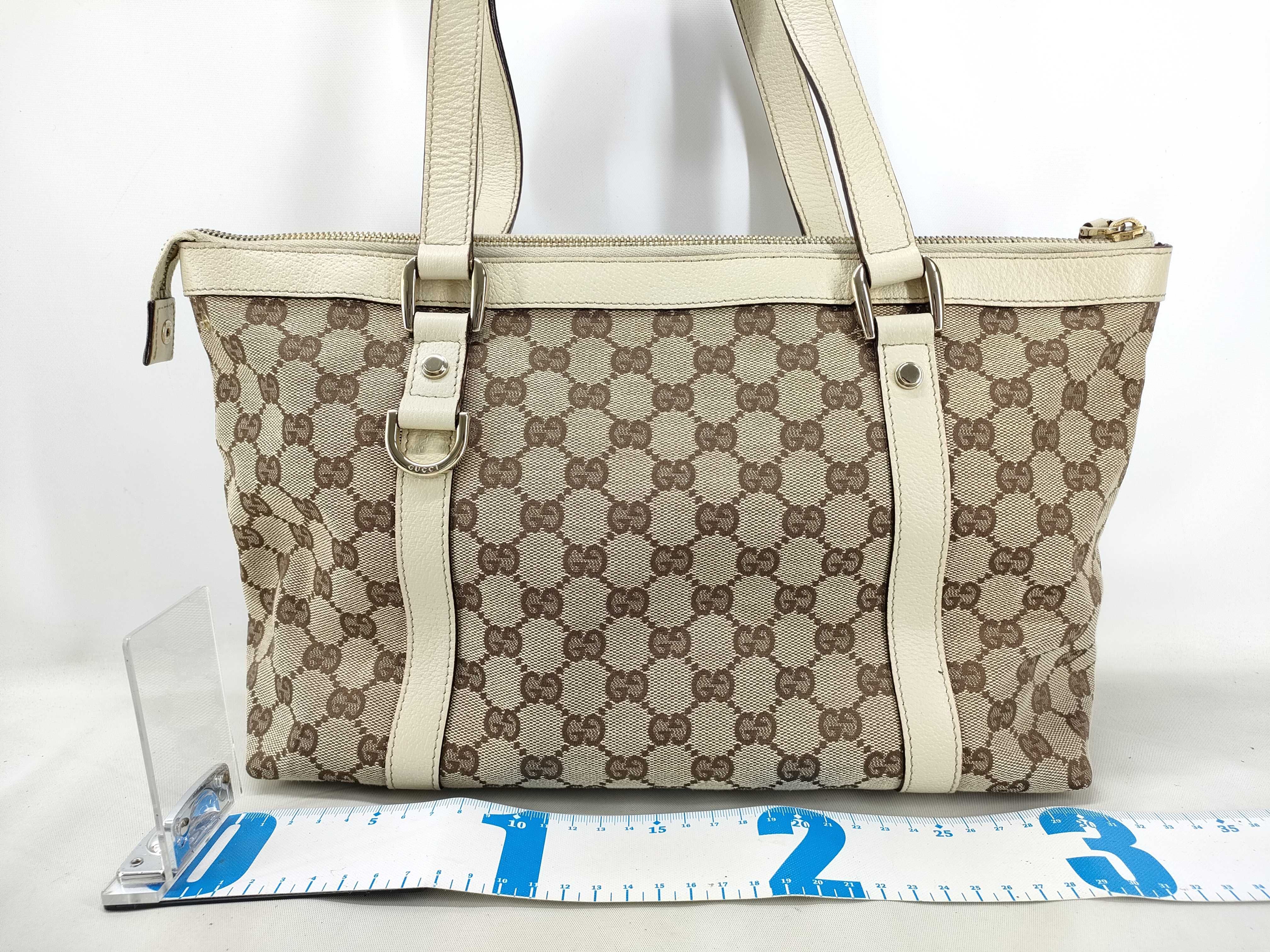 GG Canvas Gucci Tote Bag — view 2