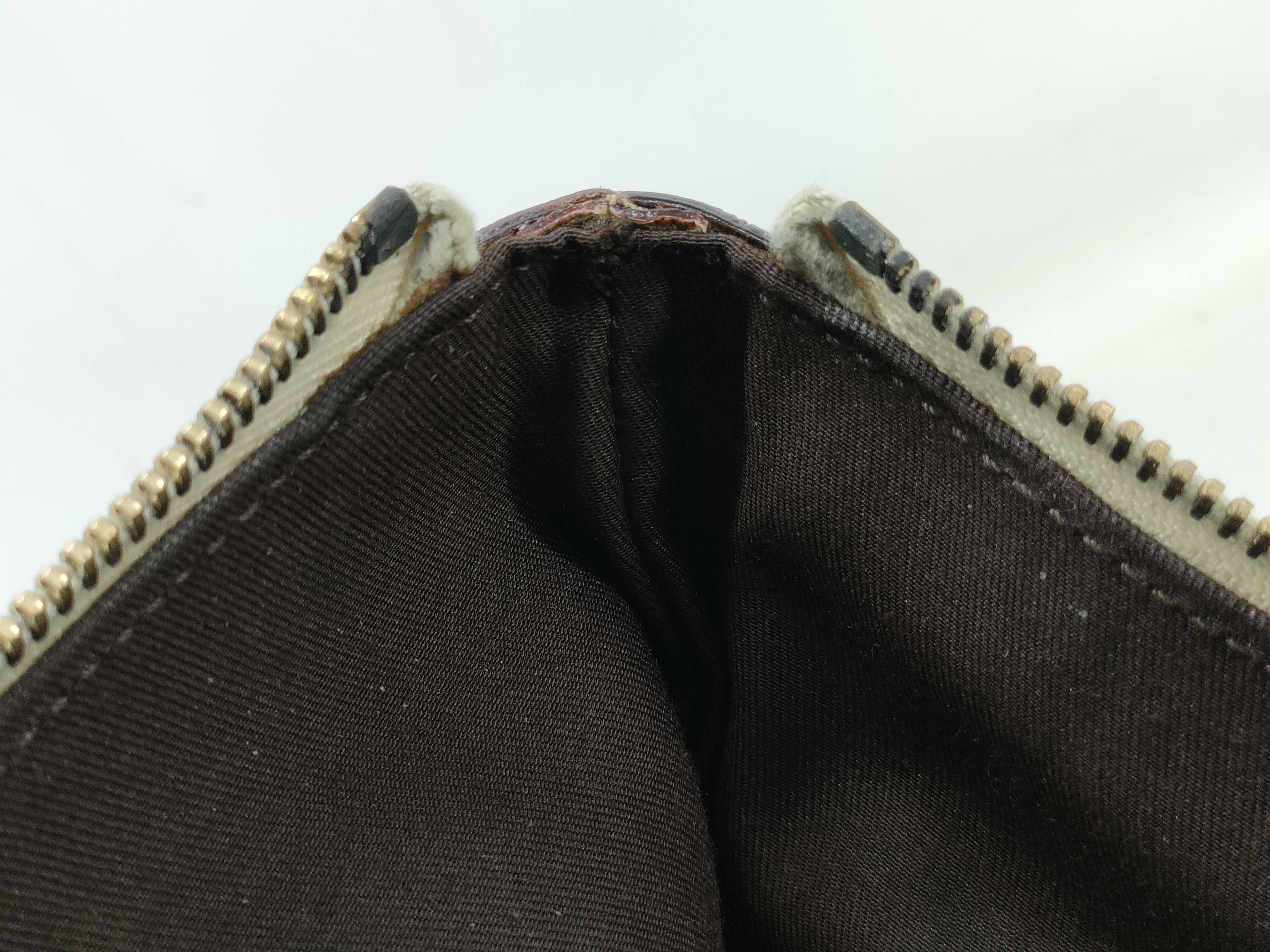 GG Canvas Gucci Tote Bag — view 12
