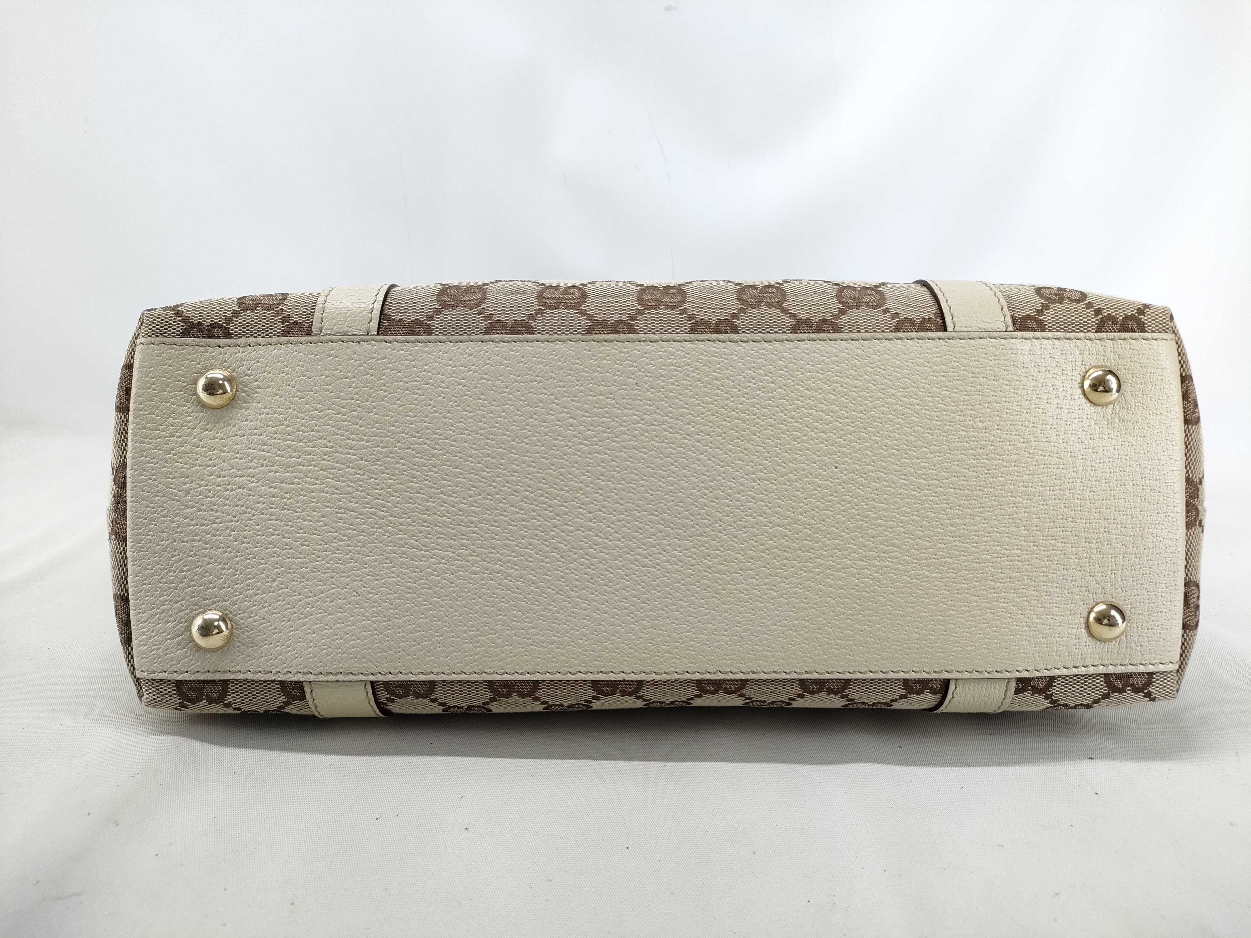 GG Canvas Gucci Tote Bag — view 3