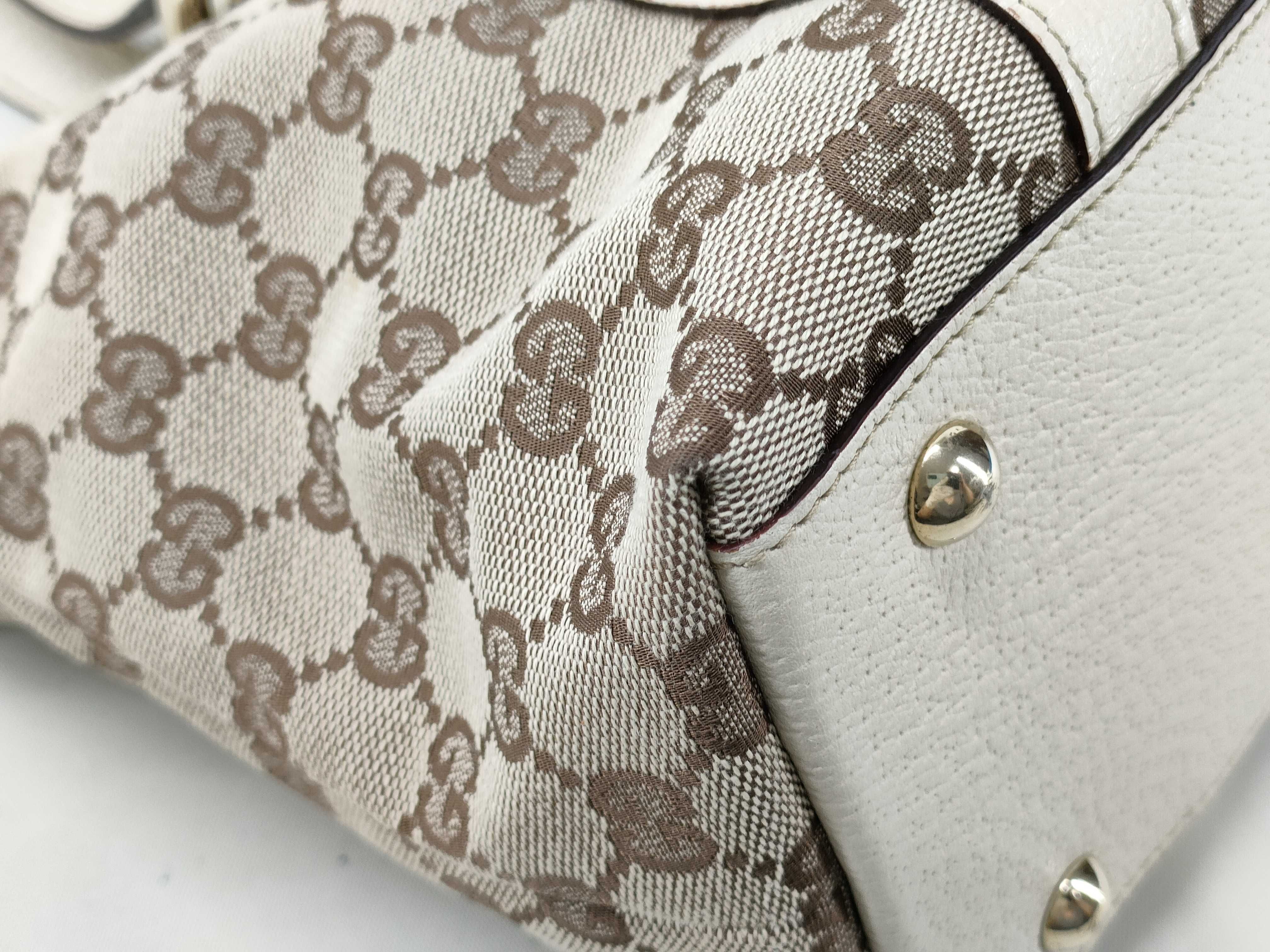 GG Canvas Gucci Tote Bag — view 4
