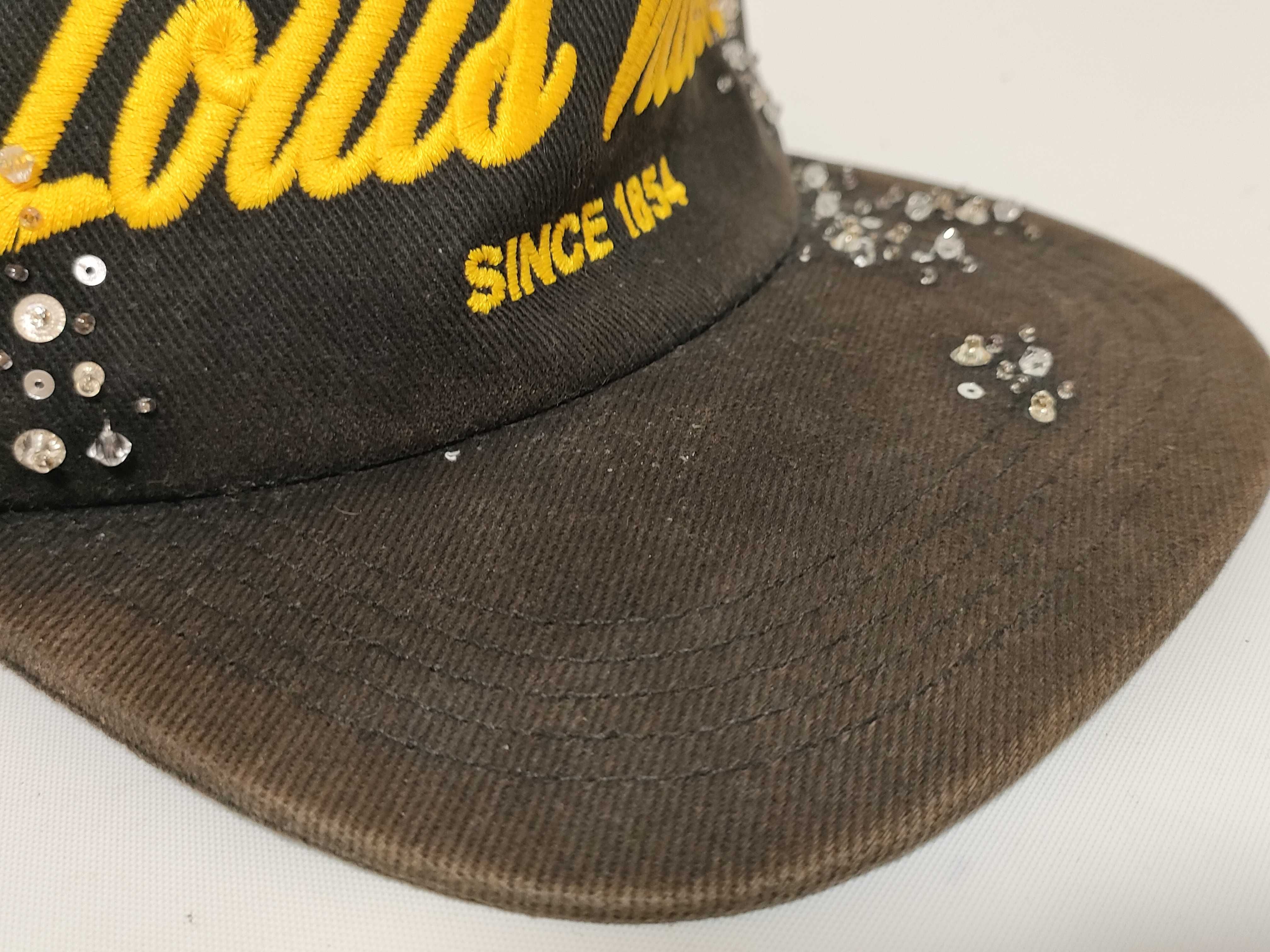 Hats and other accessories — view 11