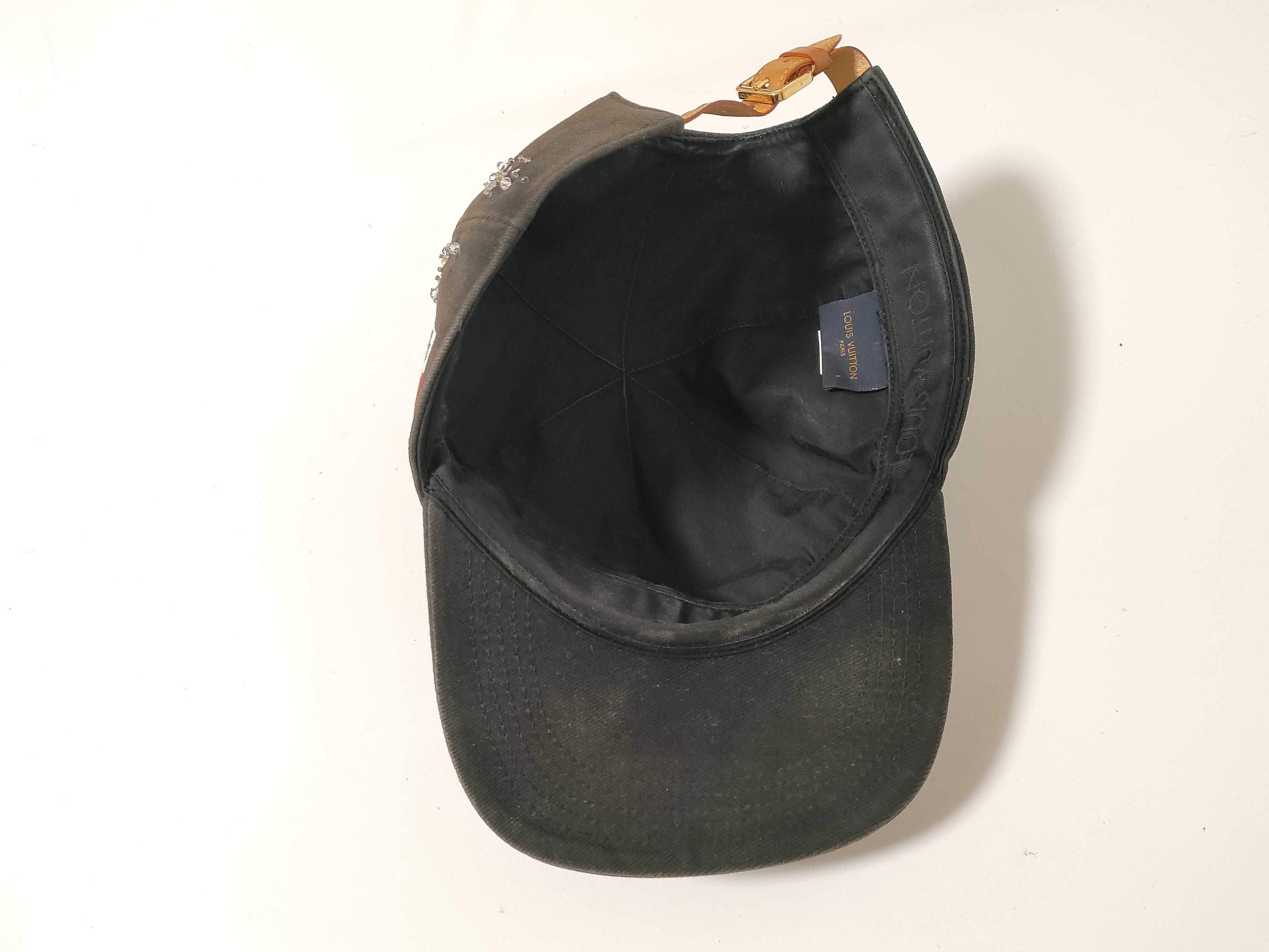 Hats and other accessories — view 5