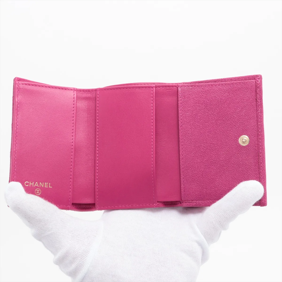 Boy Chanel Caviar Skin Compact Wallet Pink Purple Gold Hardware 28796704 — view 5