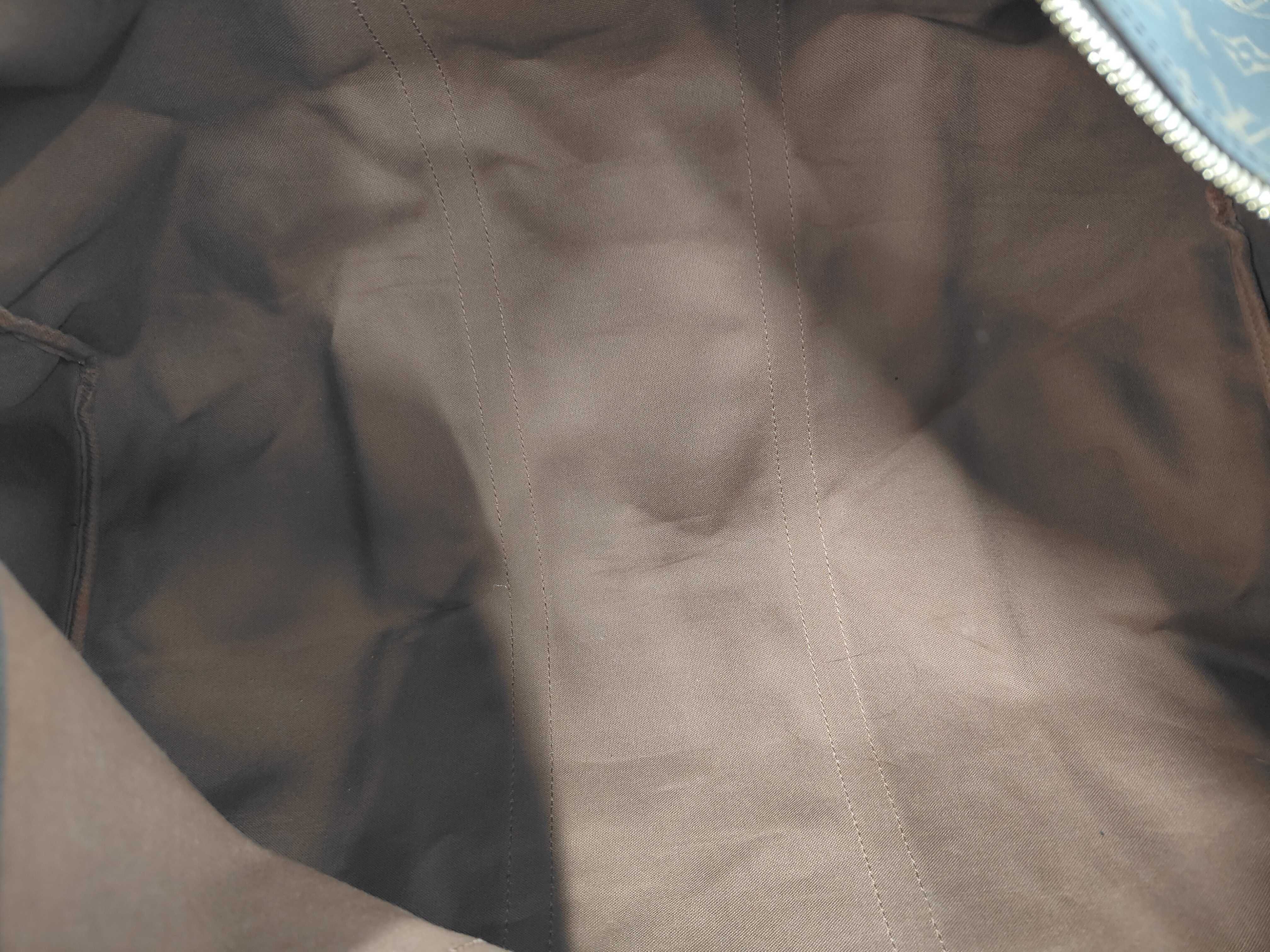 LV Keepall Boston Bag — view 9