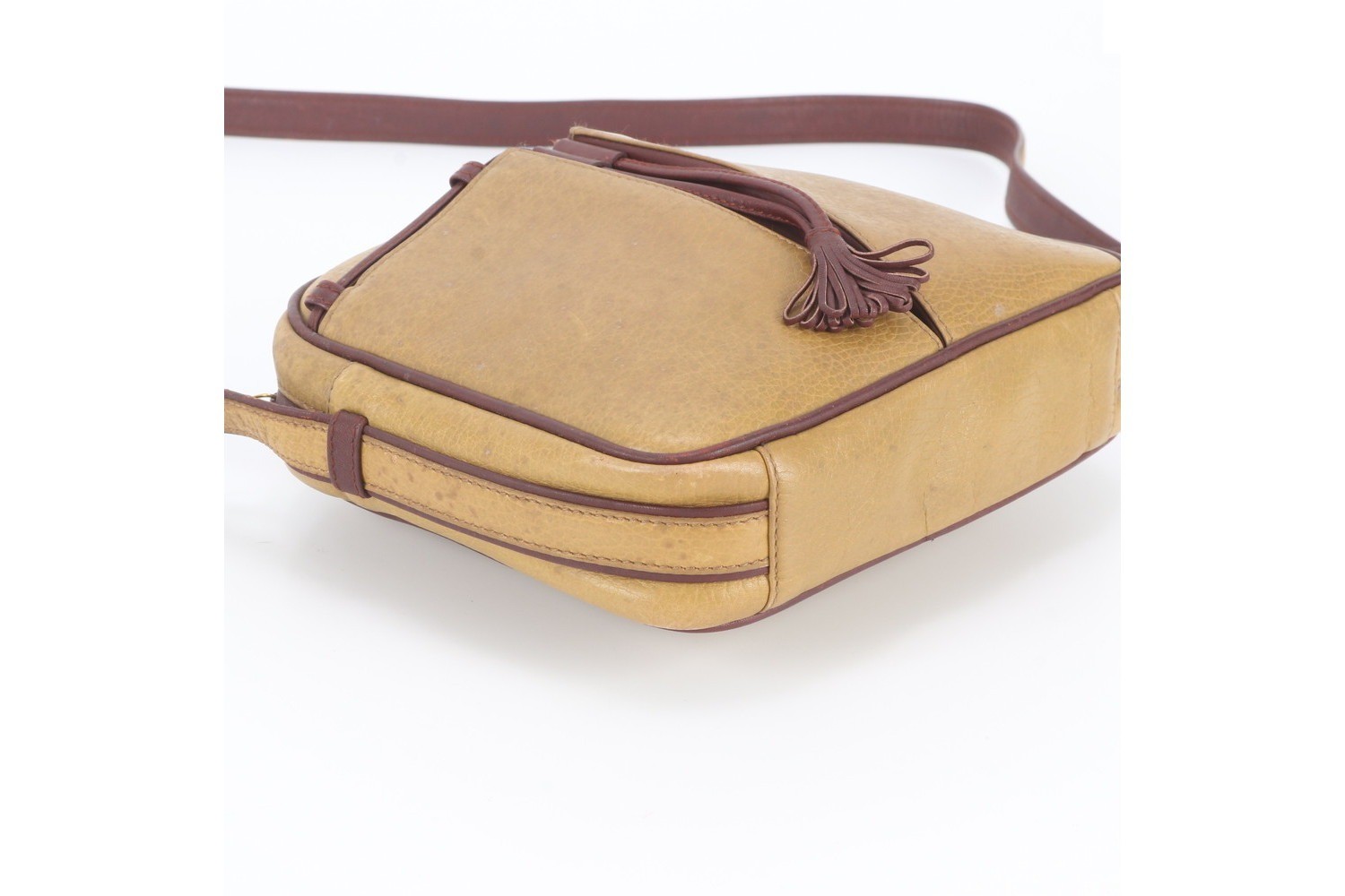 Guarantee card included Must Line Leather Shoulder Bag — view 5