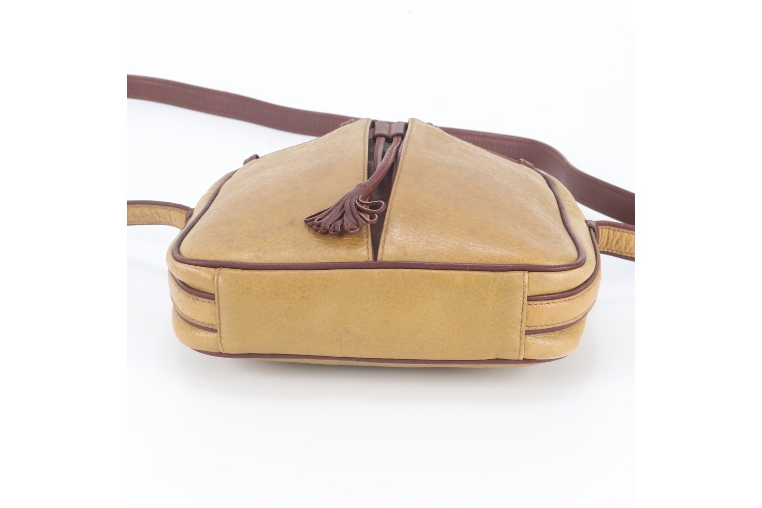 Guarantee card included Must Line Leather Shoulder Bag — view 6