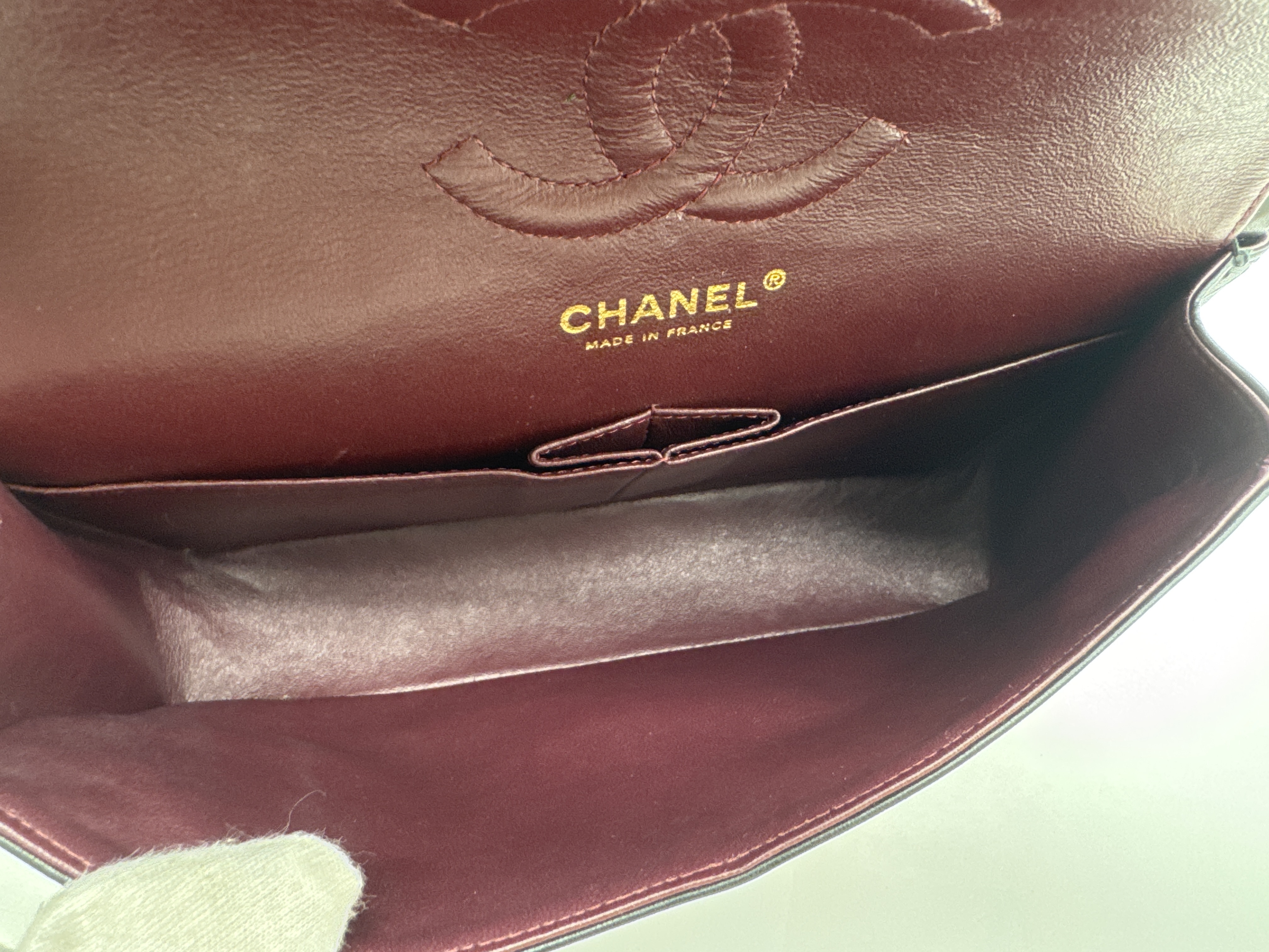 Lambskin Matelassé 25 Black Shoulder Bag — view 11
