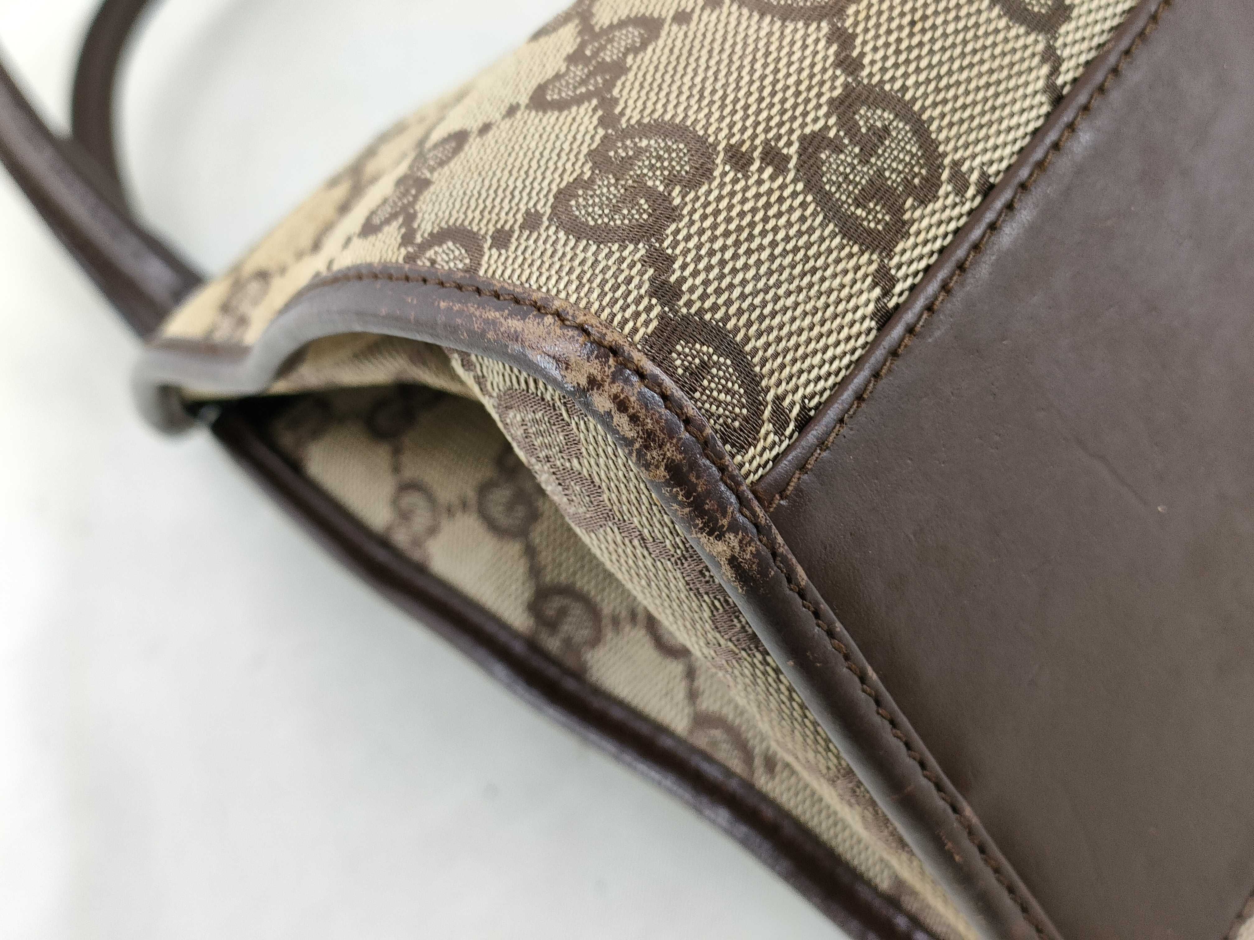 GG Canvas 01719GG Canvas Shoulder Bag with Dust Bag — view 4