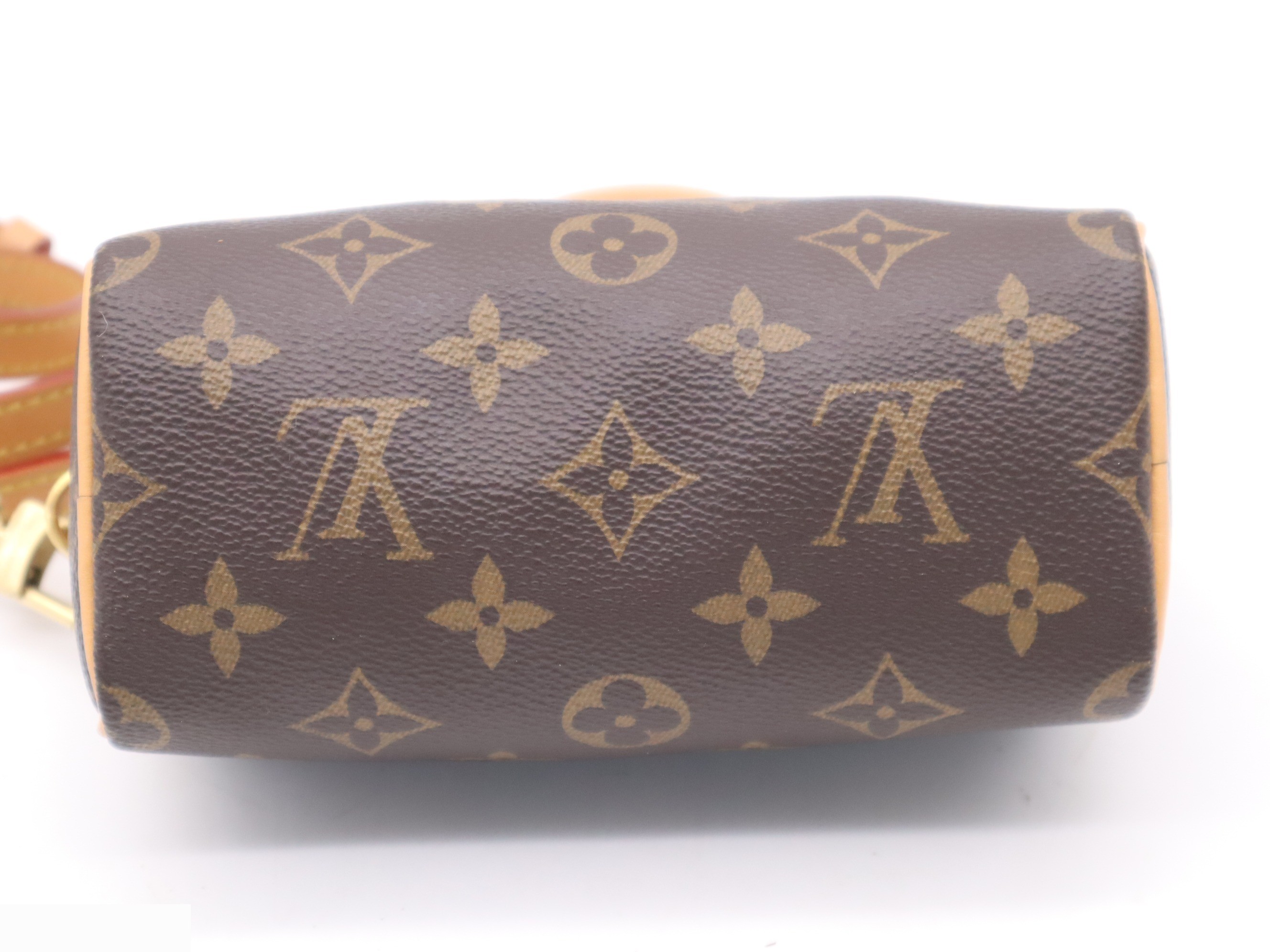 Nano Speedy with shoulder strap — view 4