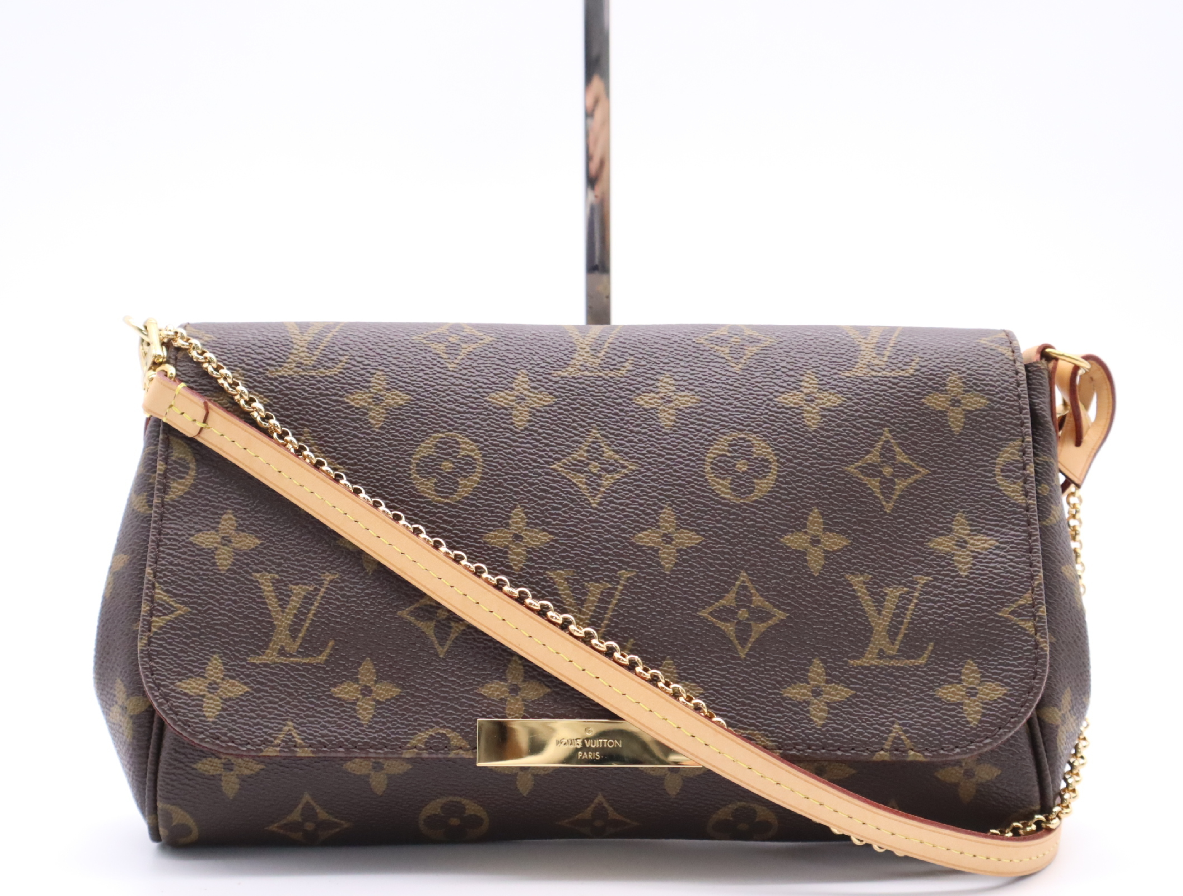 M40718 Monogram Favorite MM Shoulder Bag with Shoulder Strap