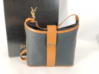 Shoulder Bag (with original box)