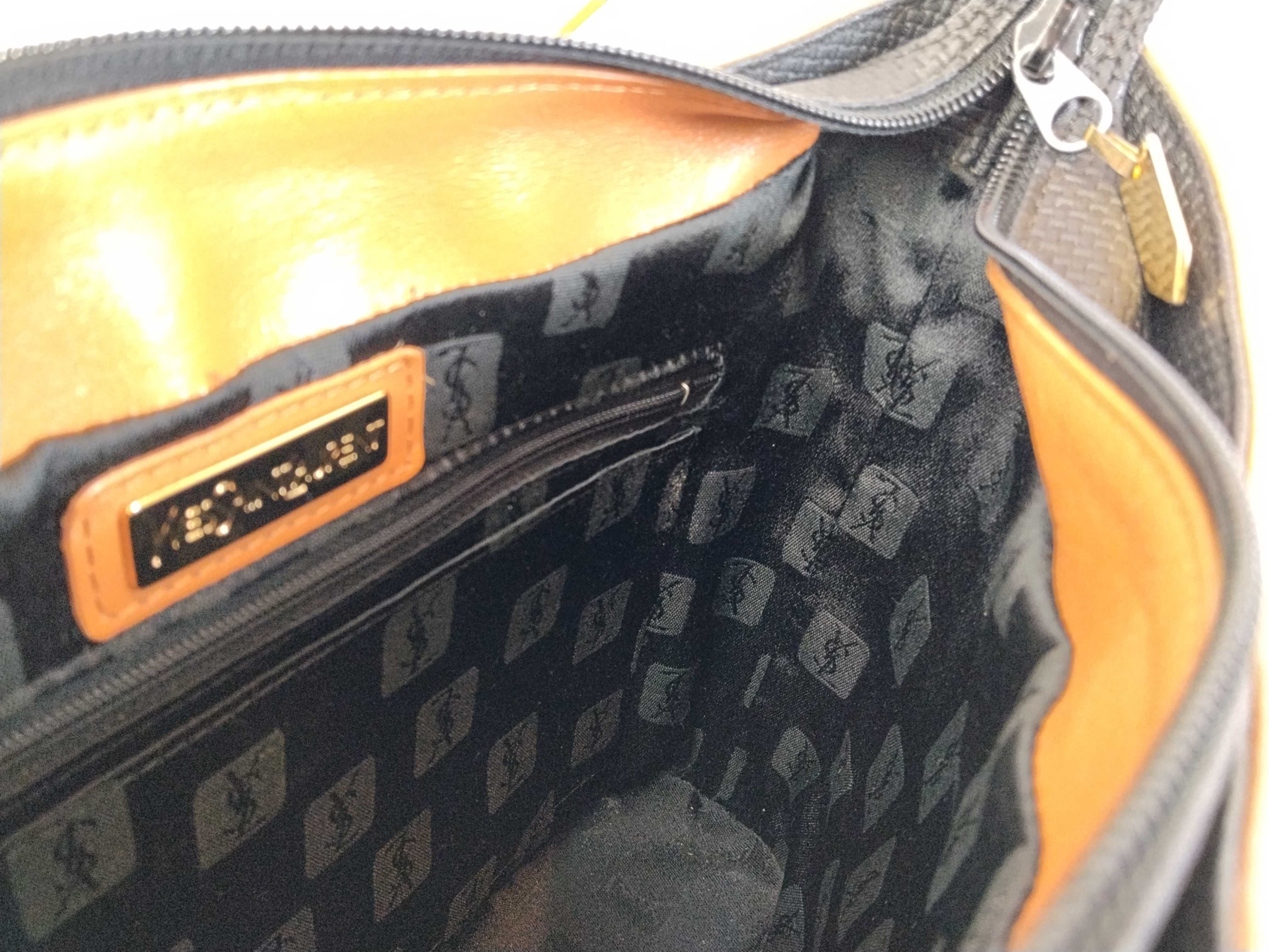 Shoulder Bag (with original box) — view 10