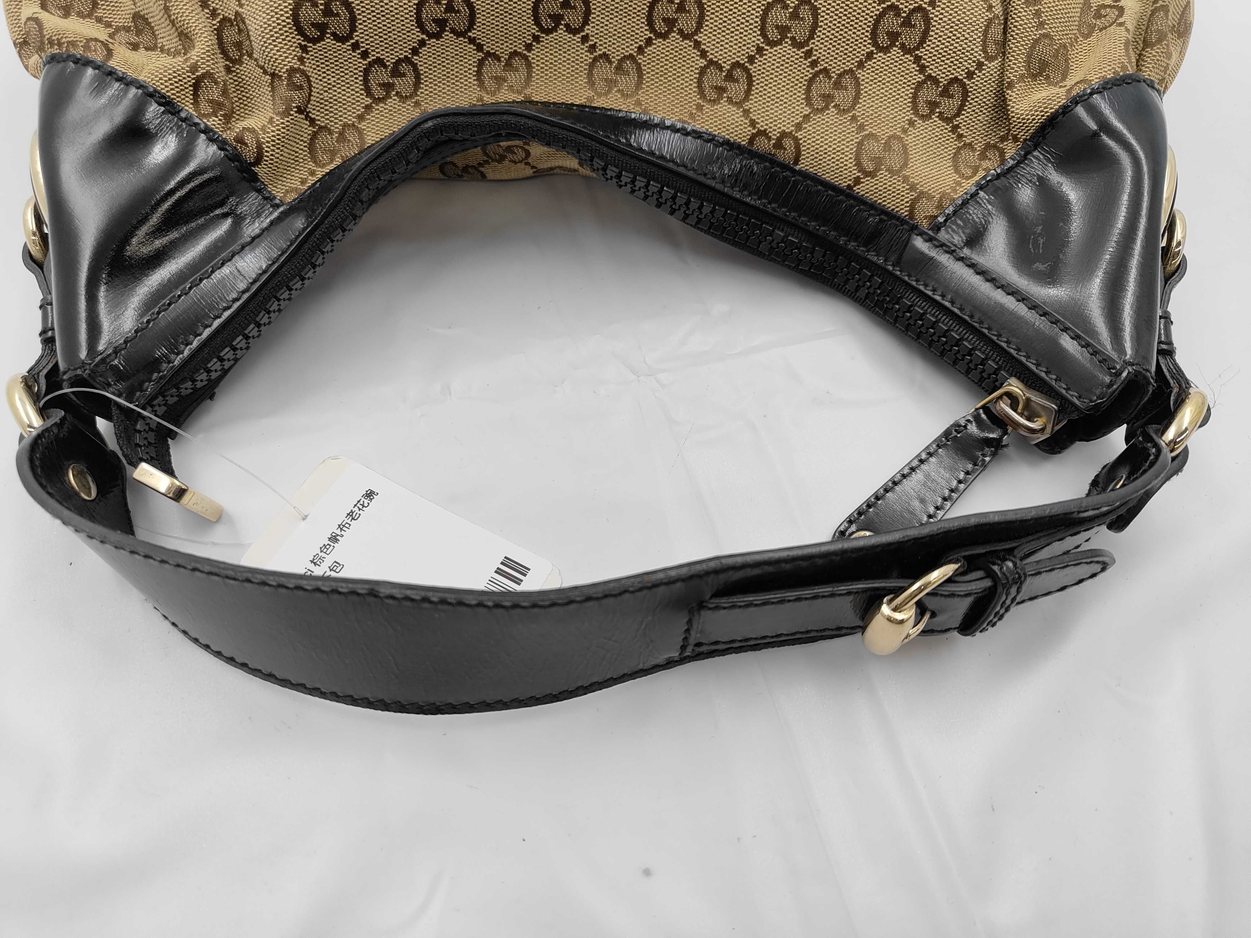 GG Brown Canvas GG Monogram Pea Shoulder Bag (Handbag) — view 3