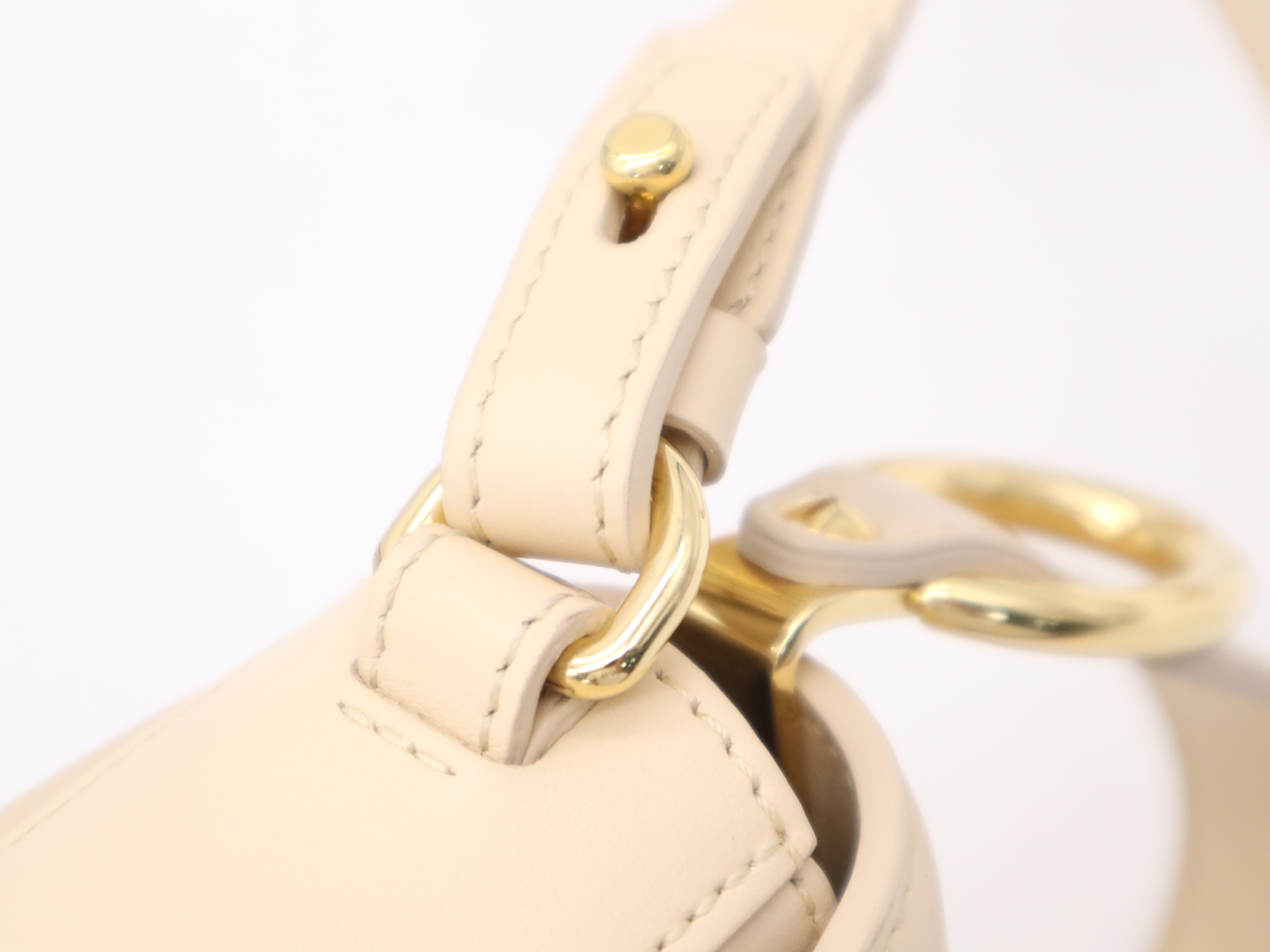 CHC19US193 Leather White Gold Hardware Handbag with Shoulder Strap — view 8