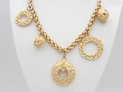 Other lines: Precious metal necklaces, hoop chain, gold, chain approximately 50cm