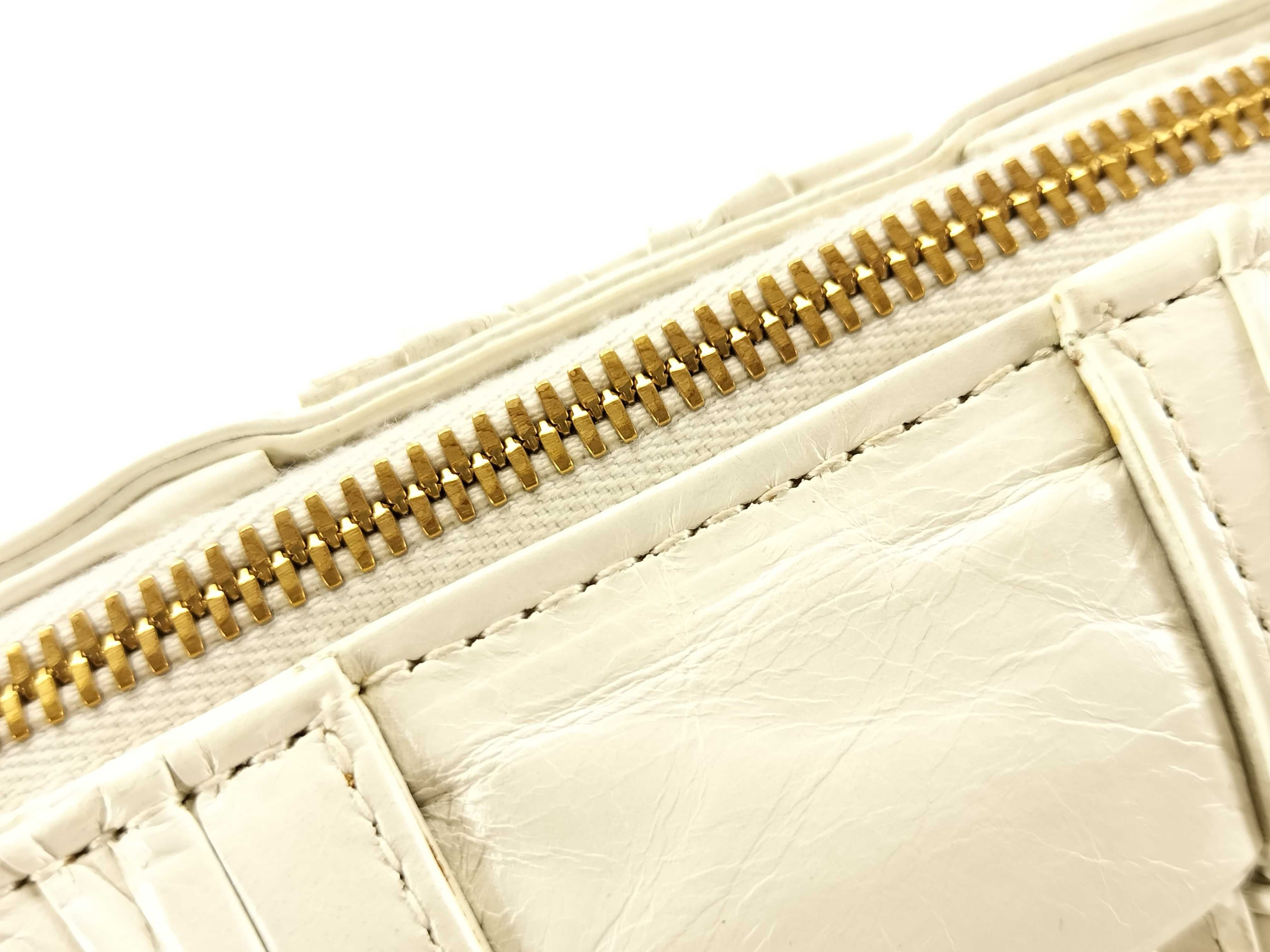 Intrecciato Bottega Veneta Shoulder Bag — view 8