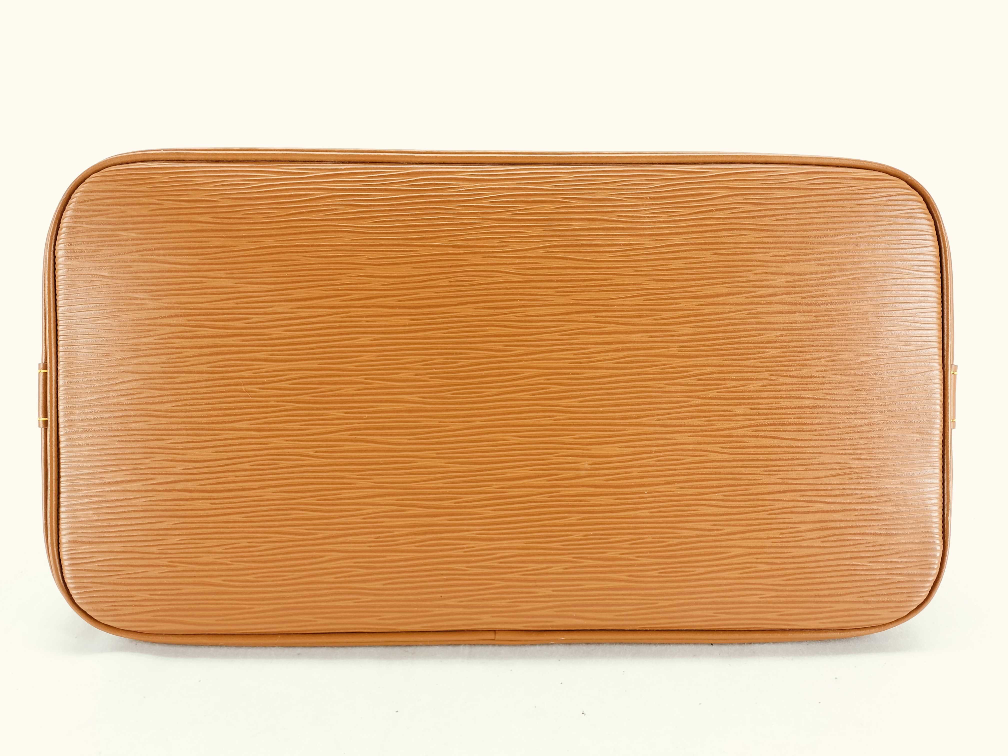Epi Alma M52143 MI0906 Brown Handbag — view 7