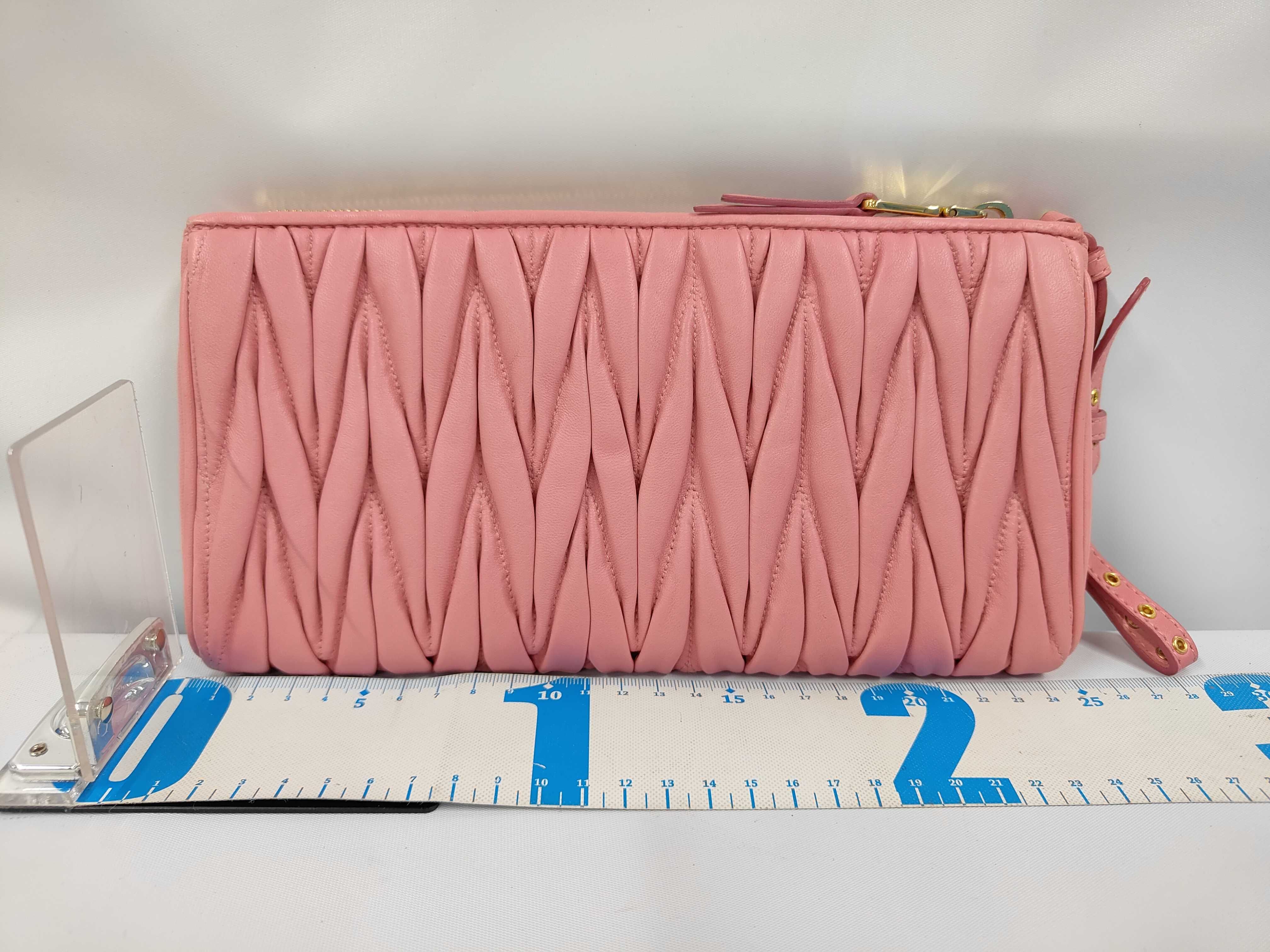 Matelassé Clutch Bag 5N1455 Clutch Bag — view 2
