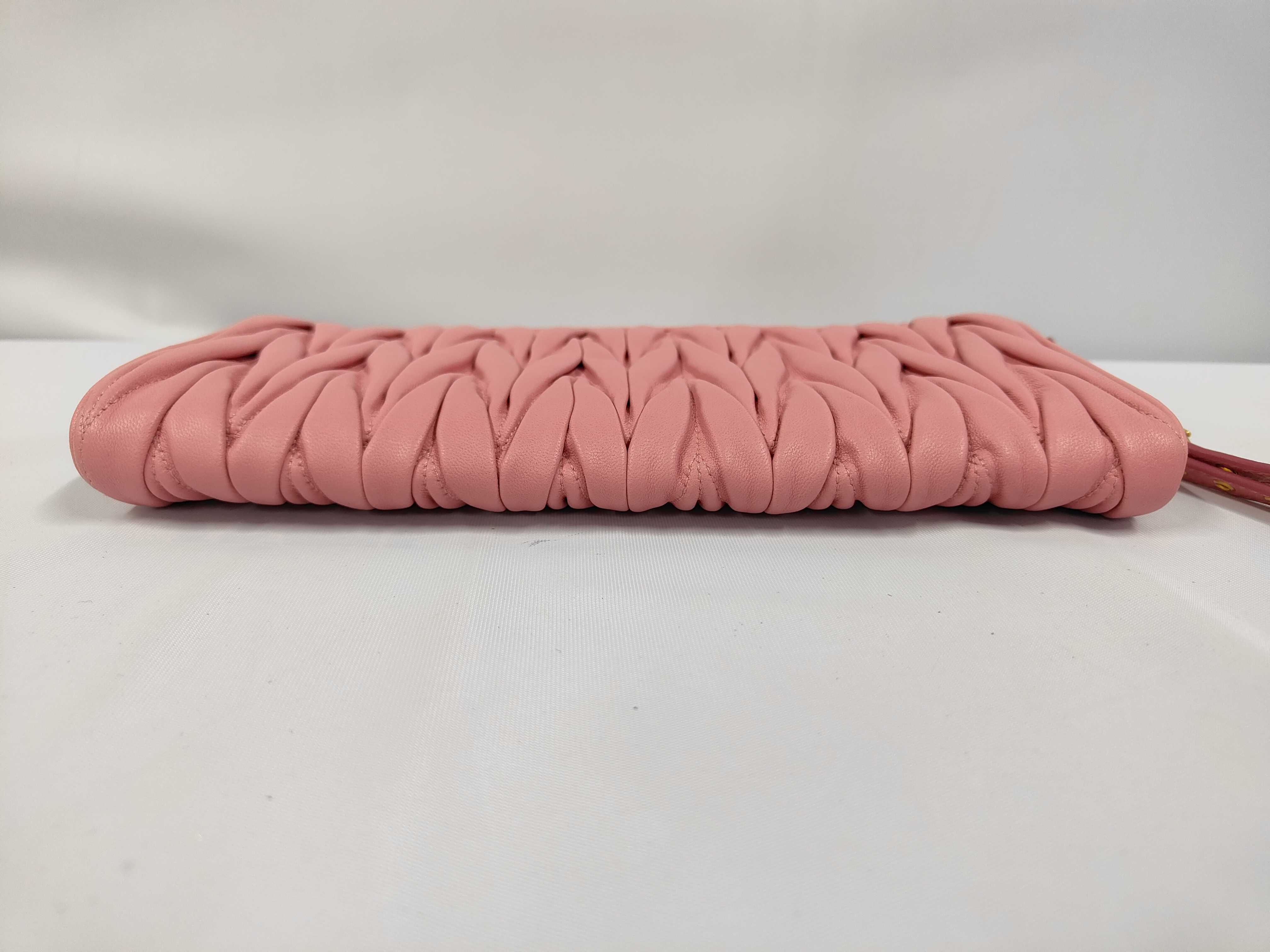 Matelassé Clutch Bag 5N1455 Clutch Bag — view 3