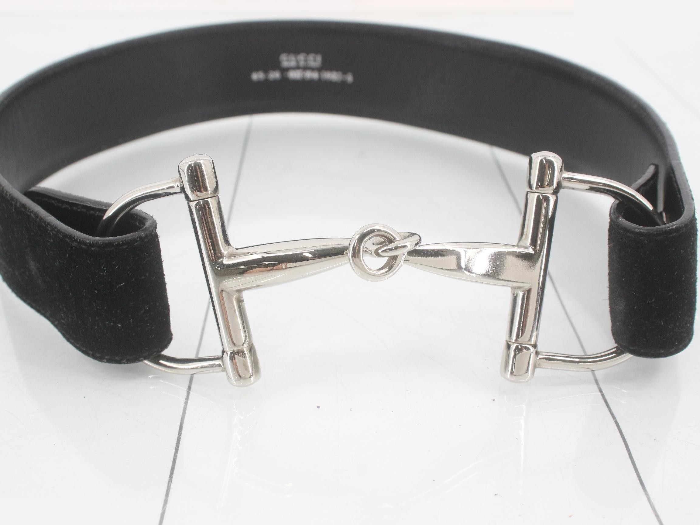 Leather belt with horsebit detail, black and silver. — view 3