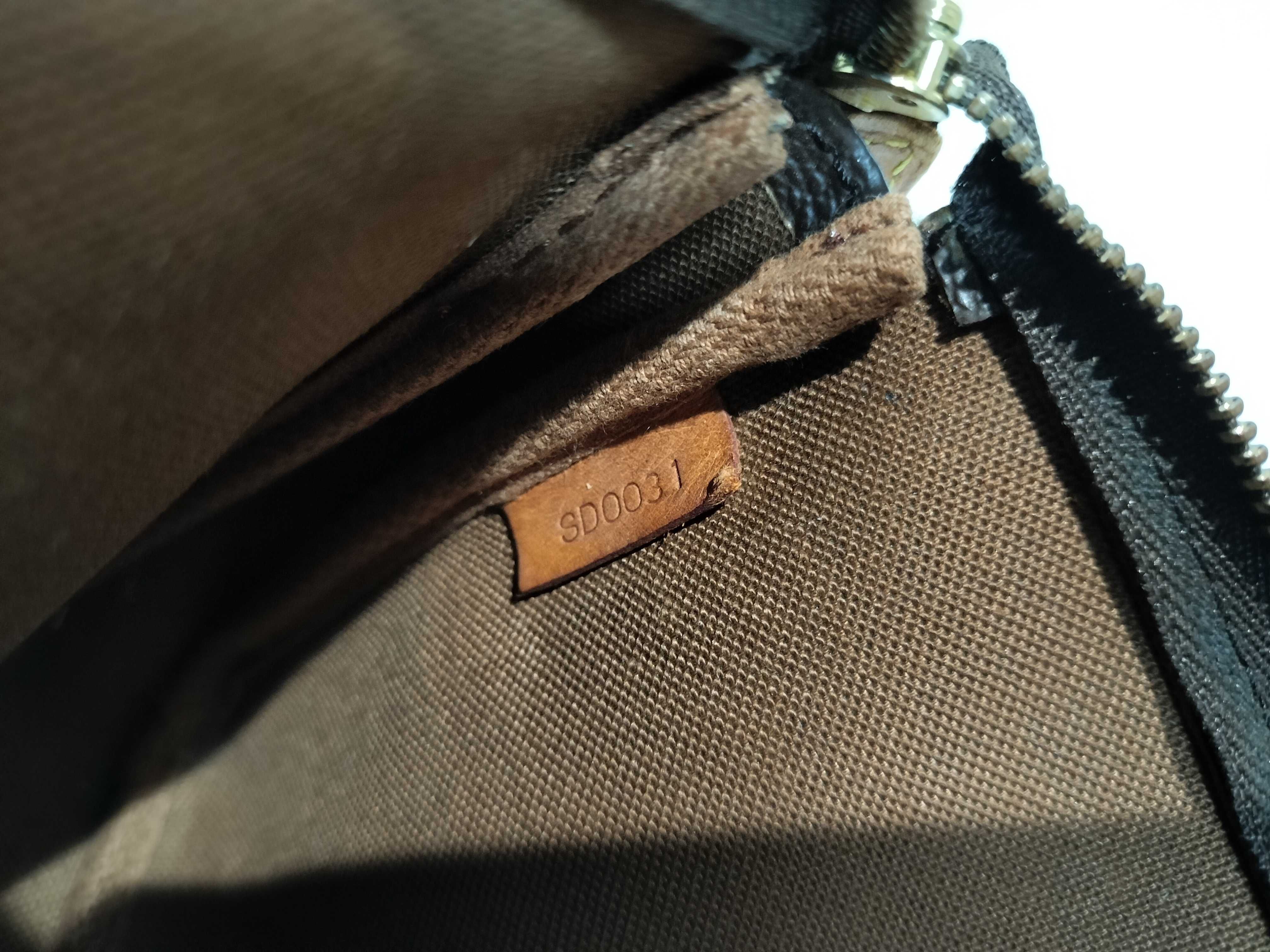Monogram Pochette Accessoires M51986 Shoulder Bag with Strap — view 10