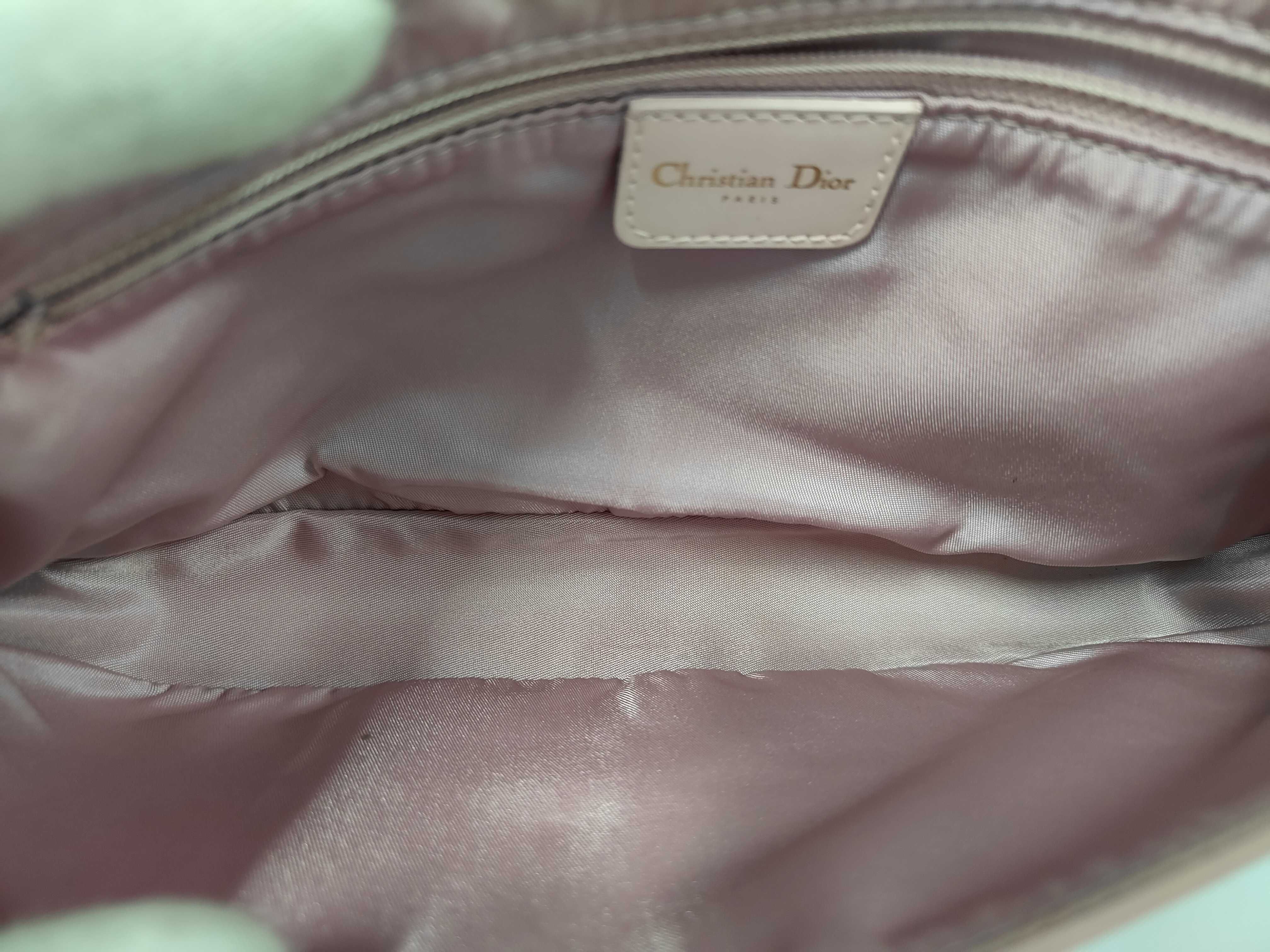 Maris Pearl Leather One-Shoulder Bag — view 9