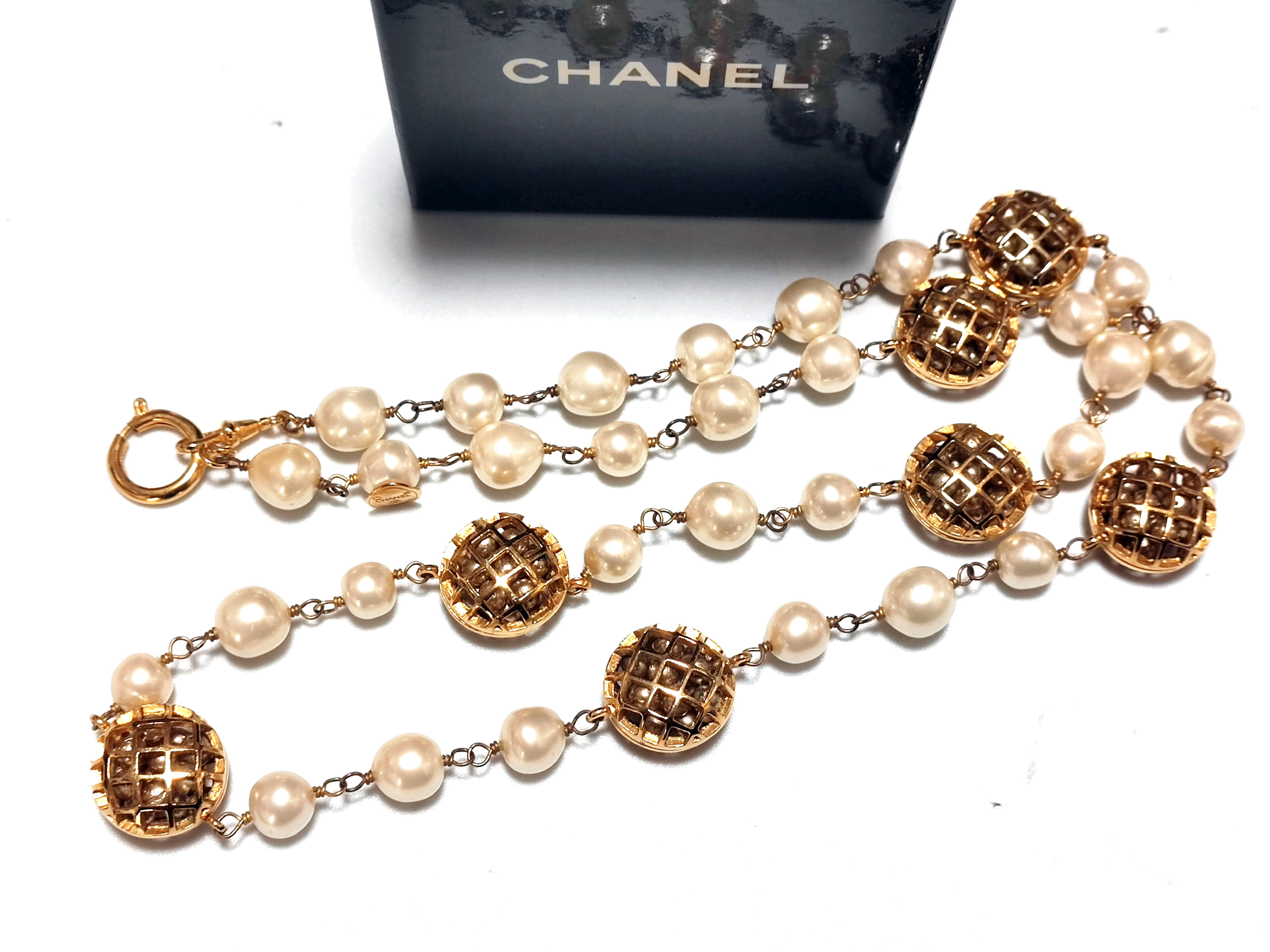 Basket Color Ball Faux Pearl Necklace — view 4