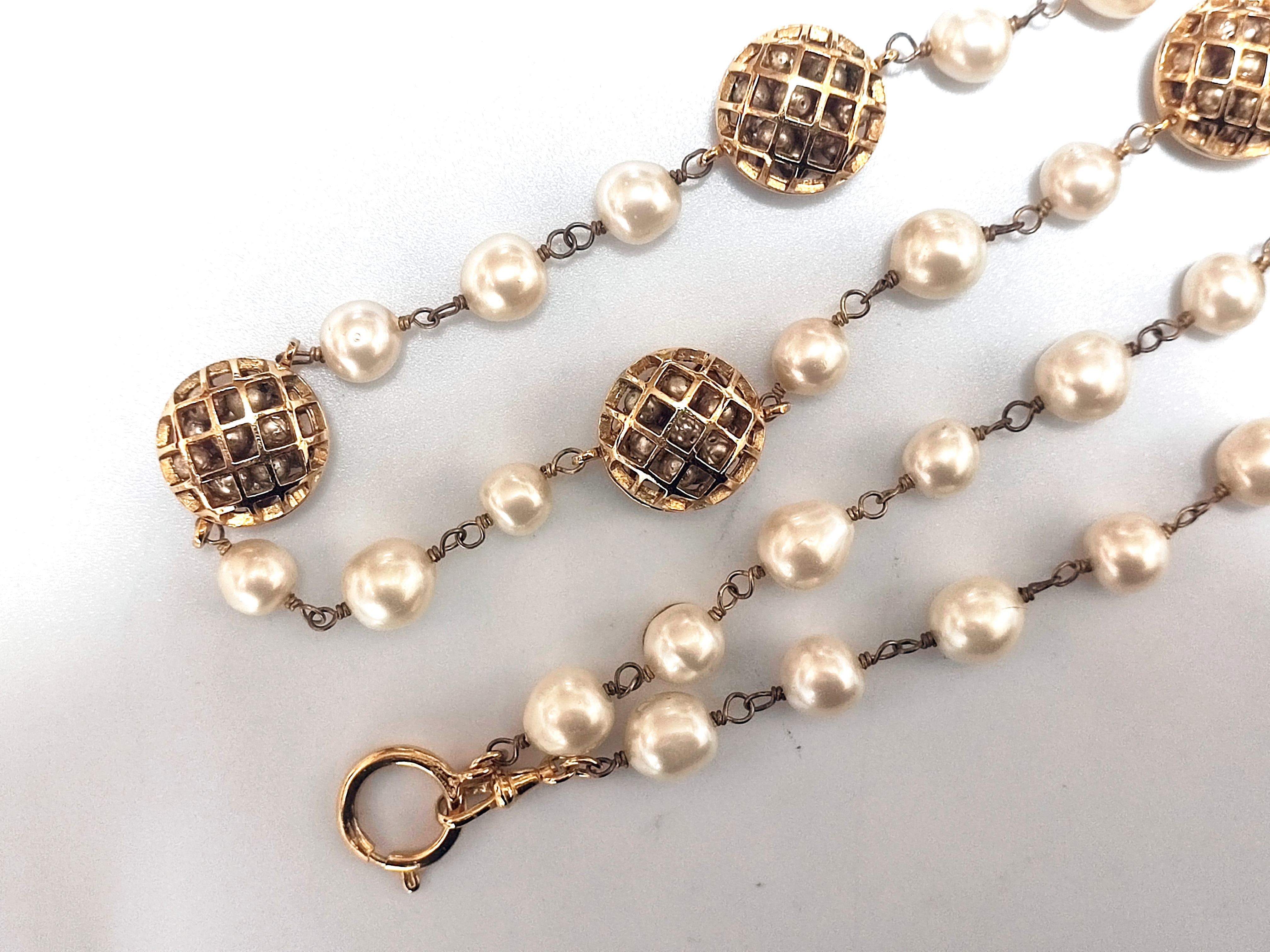 Basket Color Ball Faux Pearl Necklace — view 9