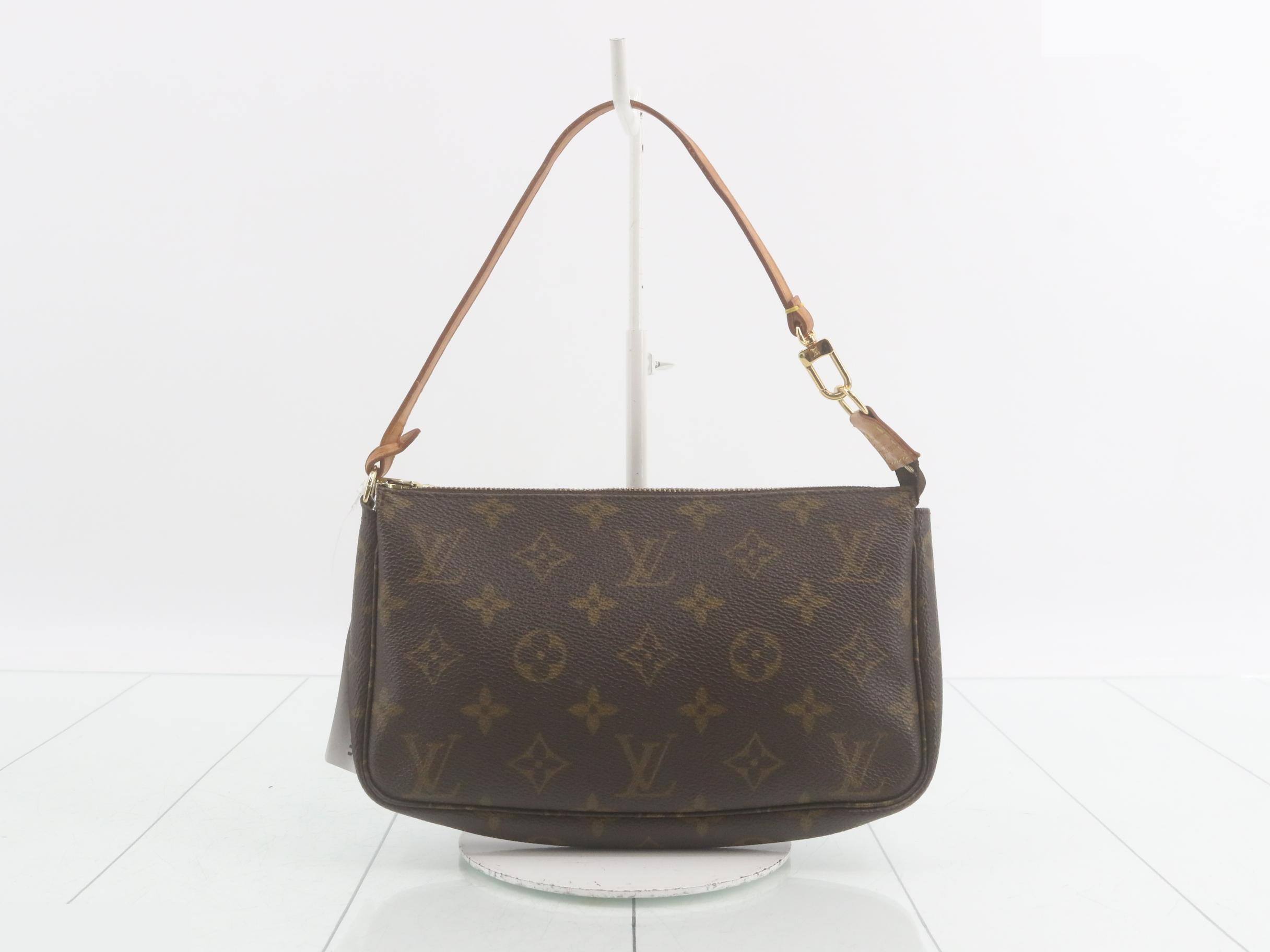 Pochette Accessoires (old model)