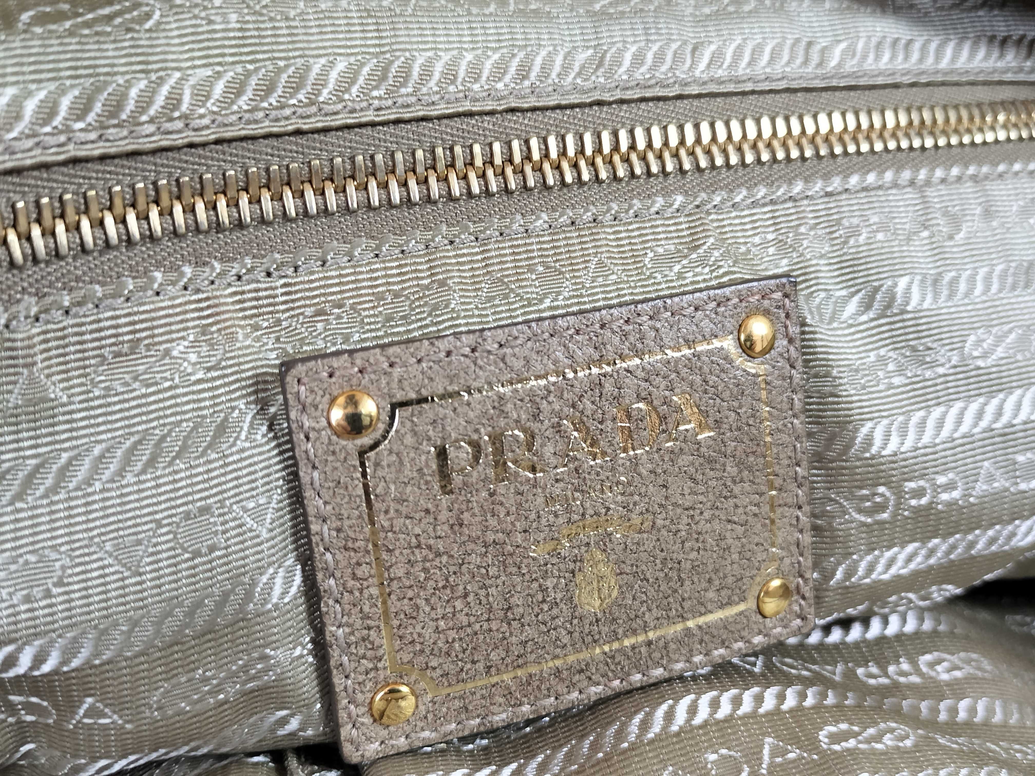 BR4253 Nylon x Leather 2-Way Tote Bag, Albino Beige, with Shoulder Strap, Guarantee Card, and Name Tag. — view 9