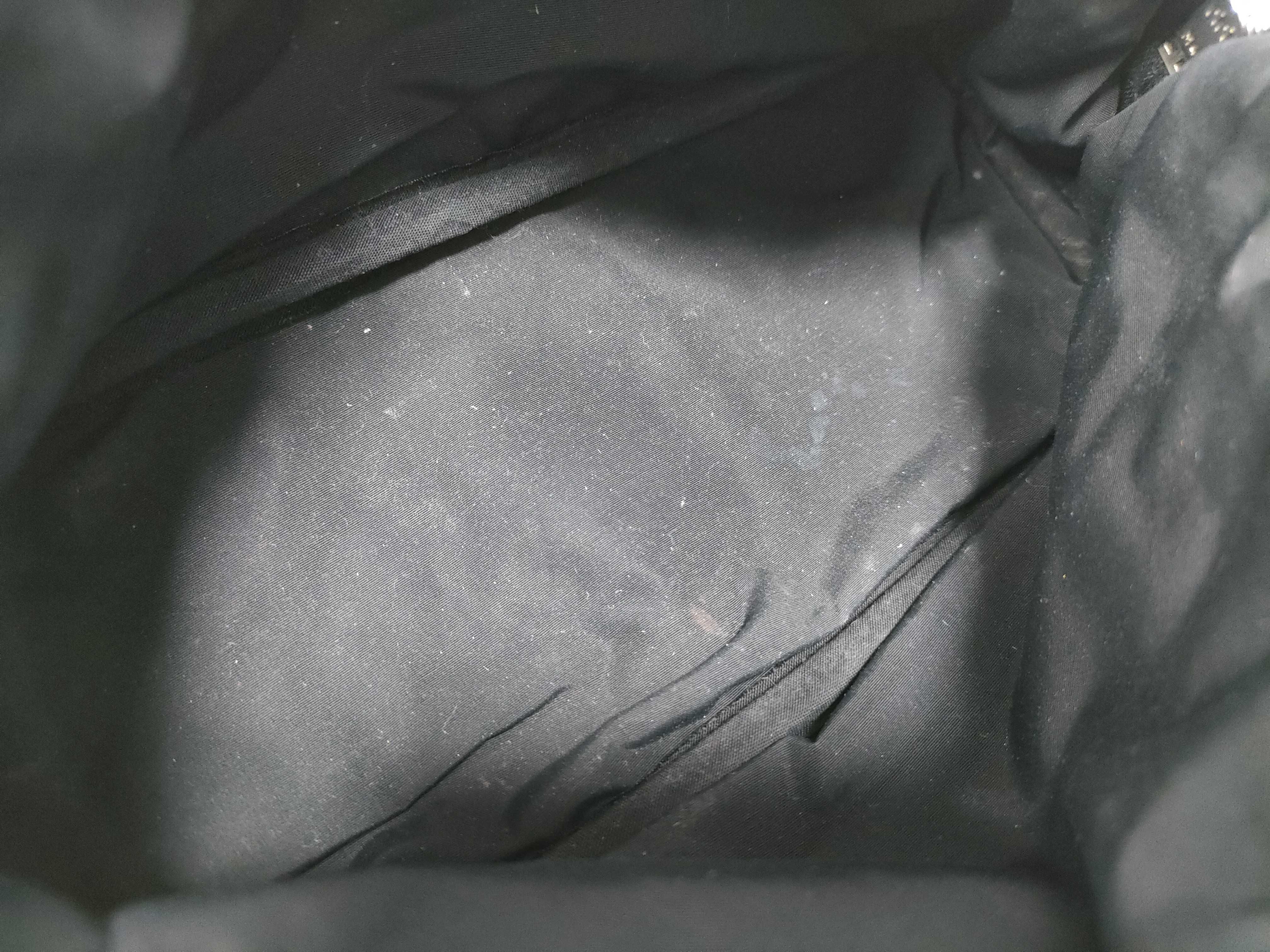 pouch — view 11
