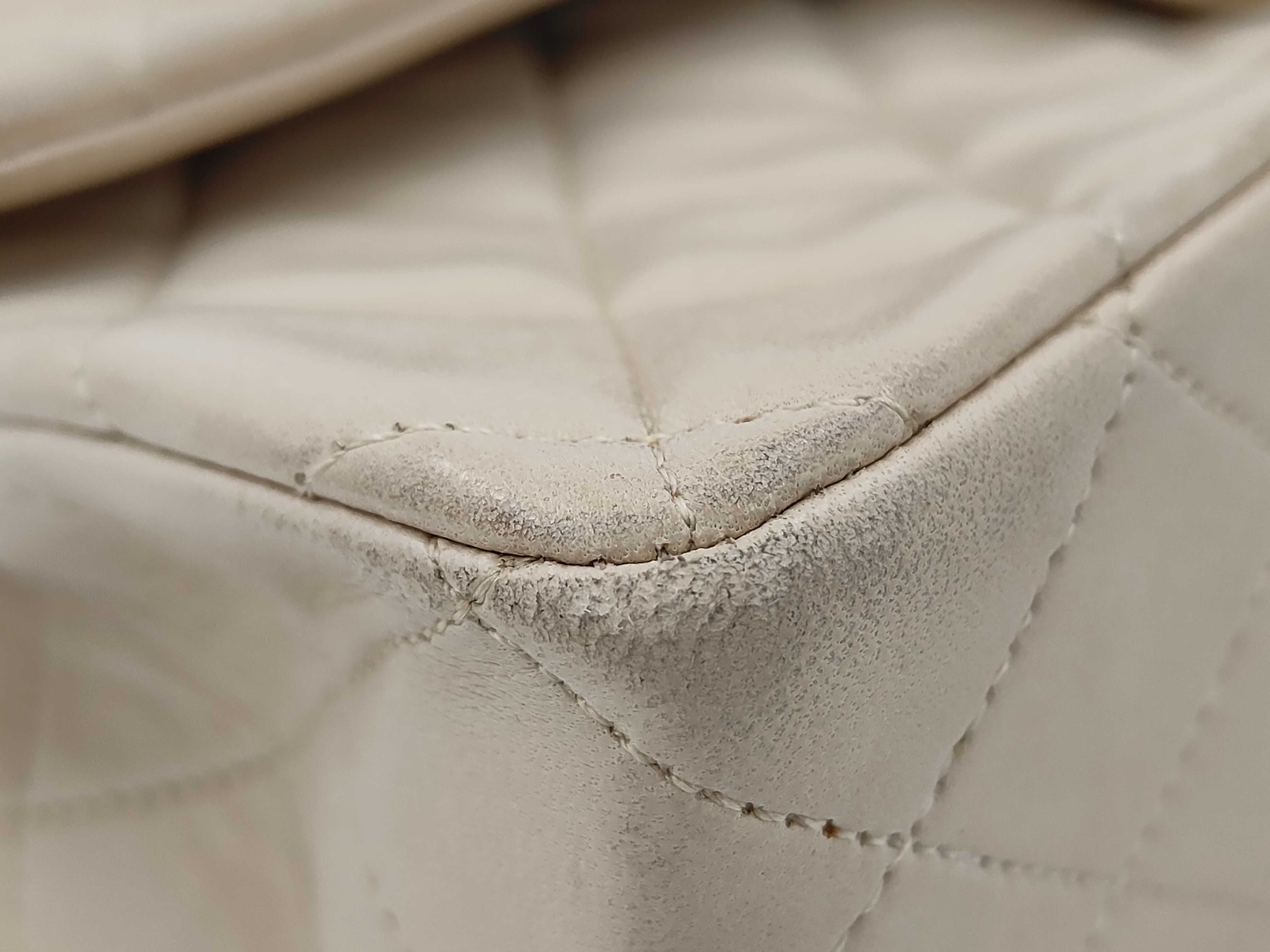 Lambskin Matelassé Double Flap Shoulder Bag, Beige, 25cm (Note: Sticker peeled off/No guarantee card) — view 4