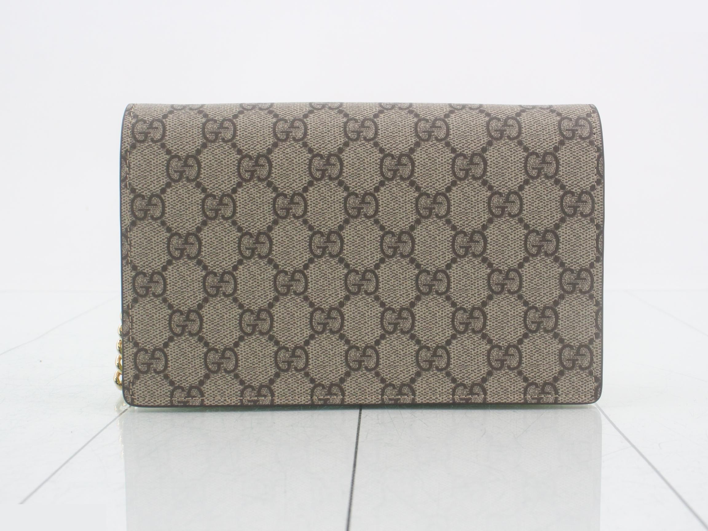 Unused double chain wallet — view 2