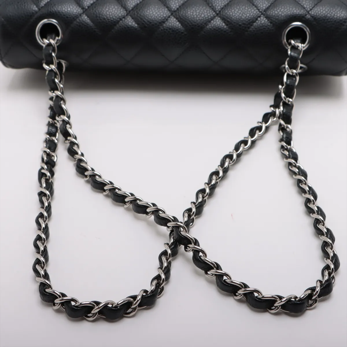 [Individually wrapped] Chanel Matelasse 25 caviar skin double flap double chain bag black silver hardware 31234454 31 series A01112 — view 5