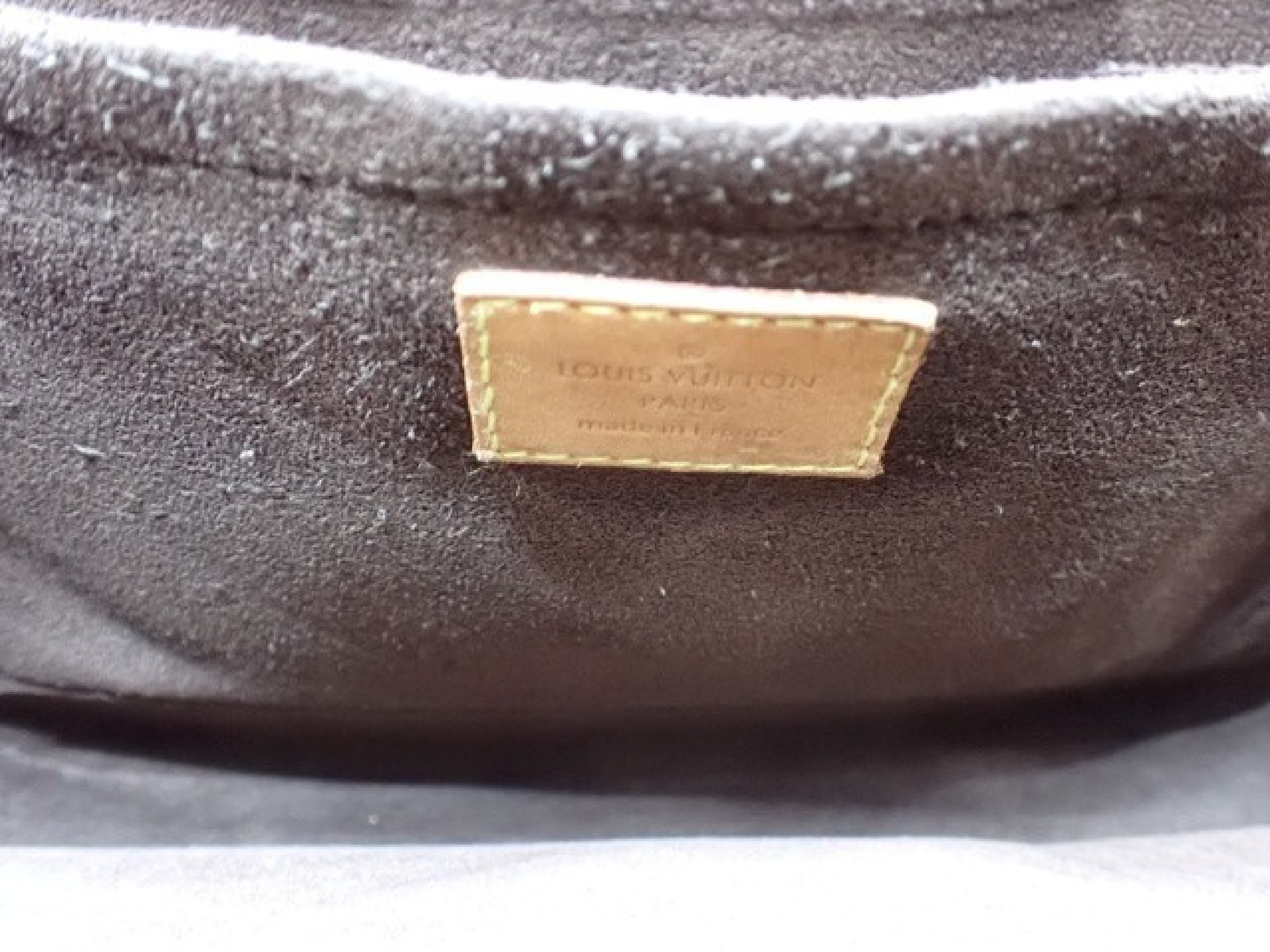 Monogram Pochette Métis Shoulder Bag with Strap — view 8