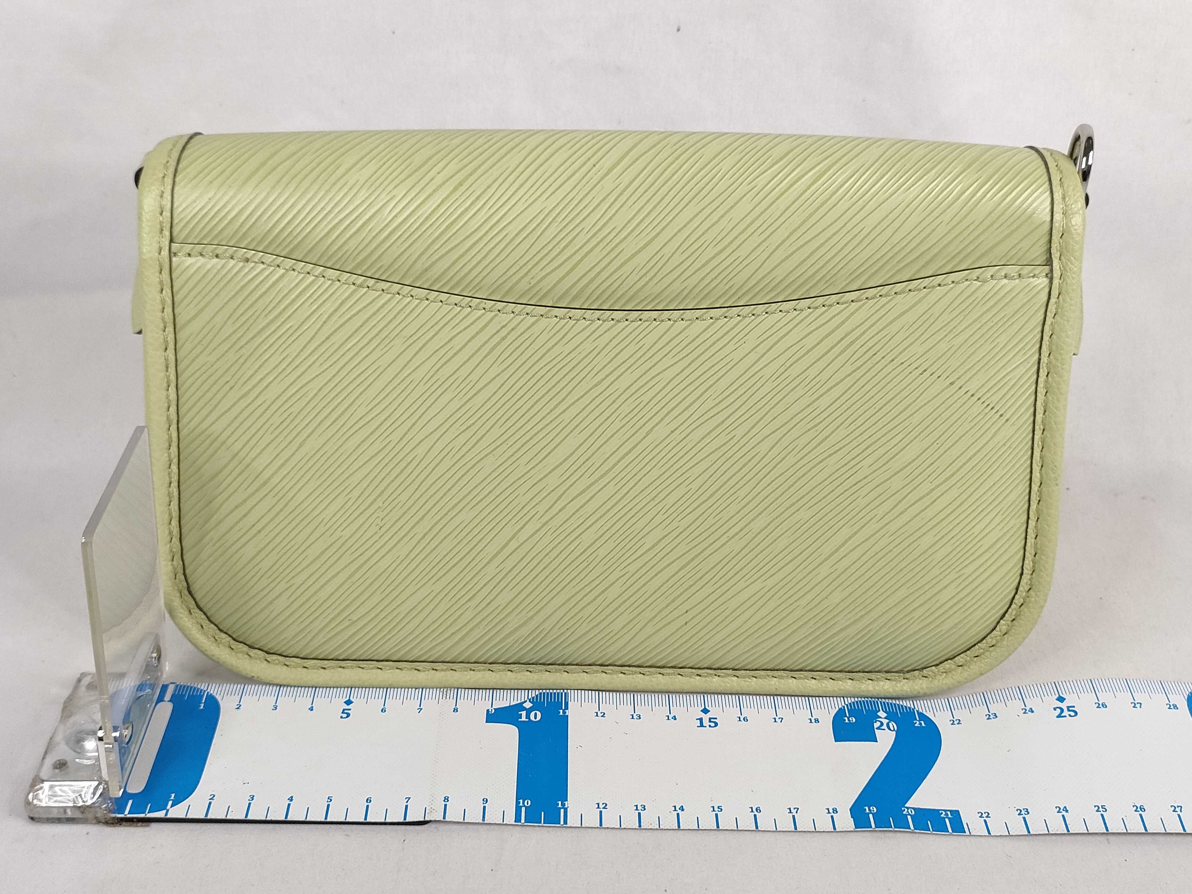 Epi Louis Vuitton Epi Bussy Shoulder Bag — view 2