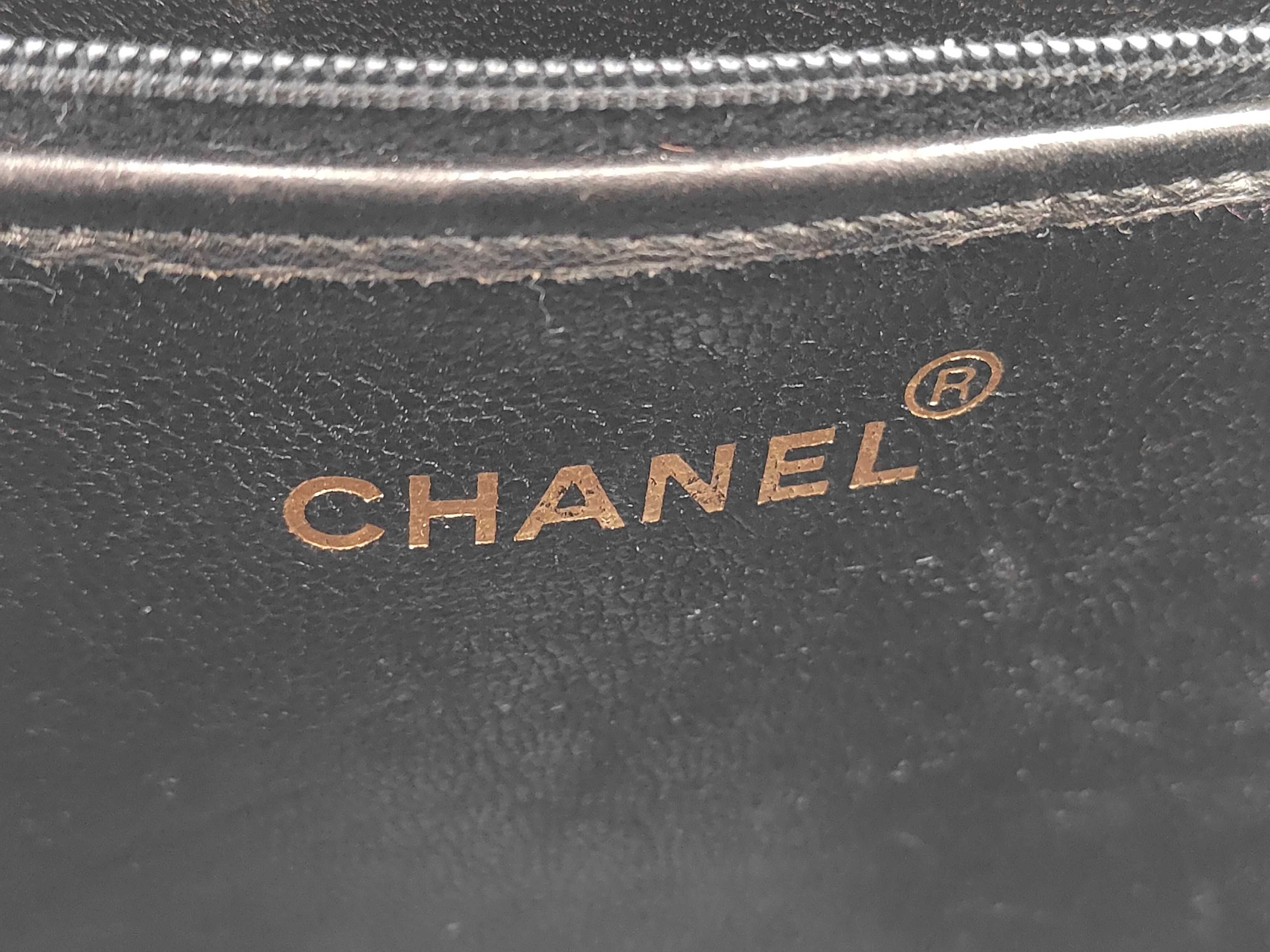 Chain Shoulder Tote Bag — view 11