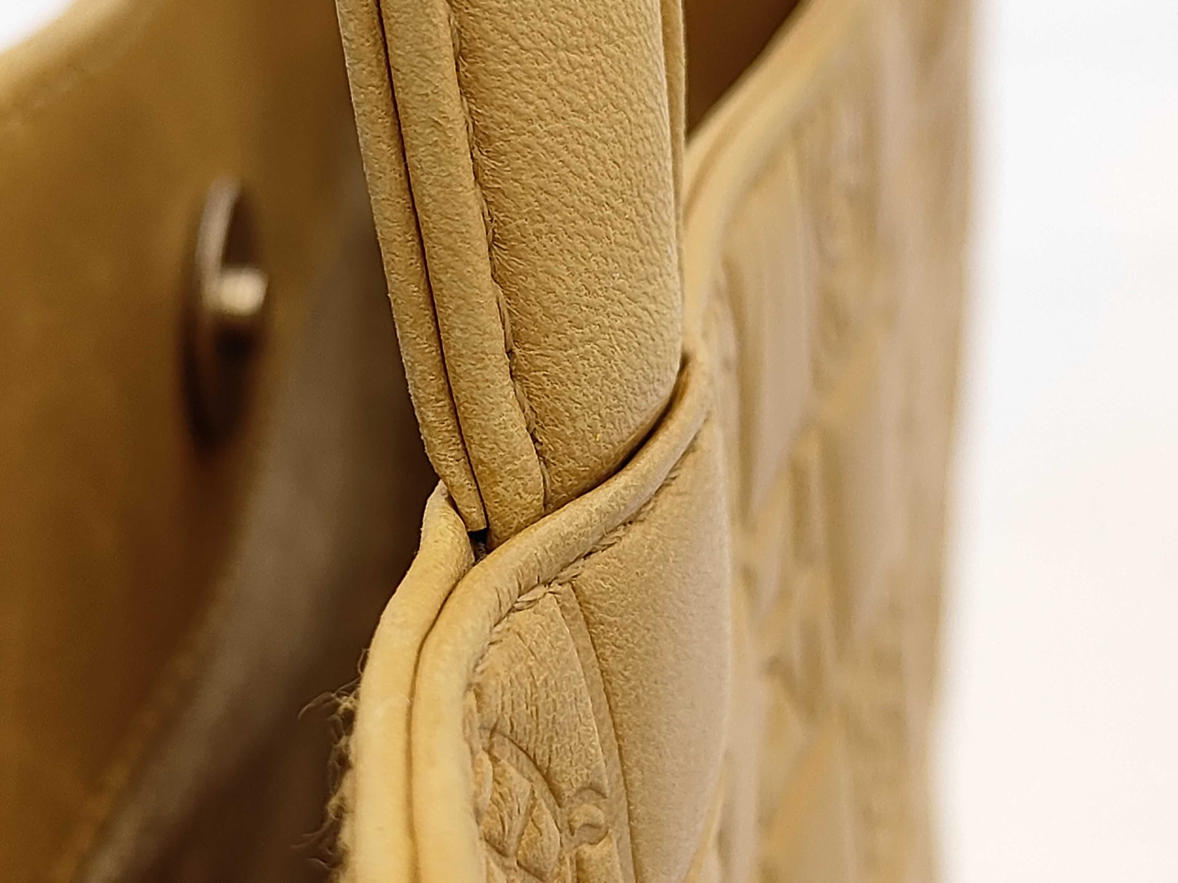 Icon Chocolate Bar Tote Bag (Beige) — view 6