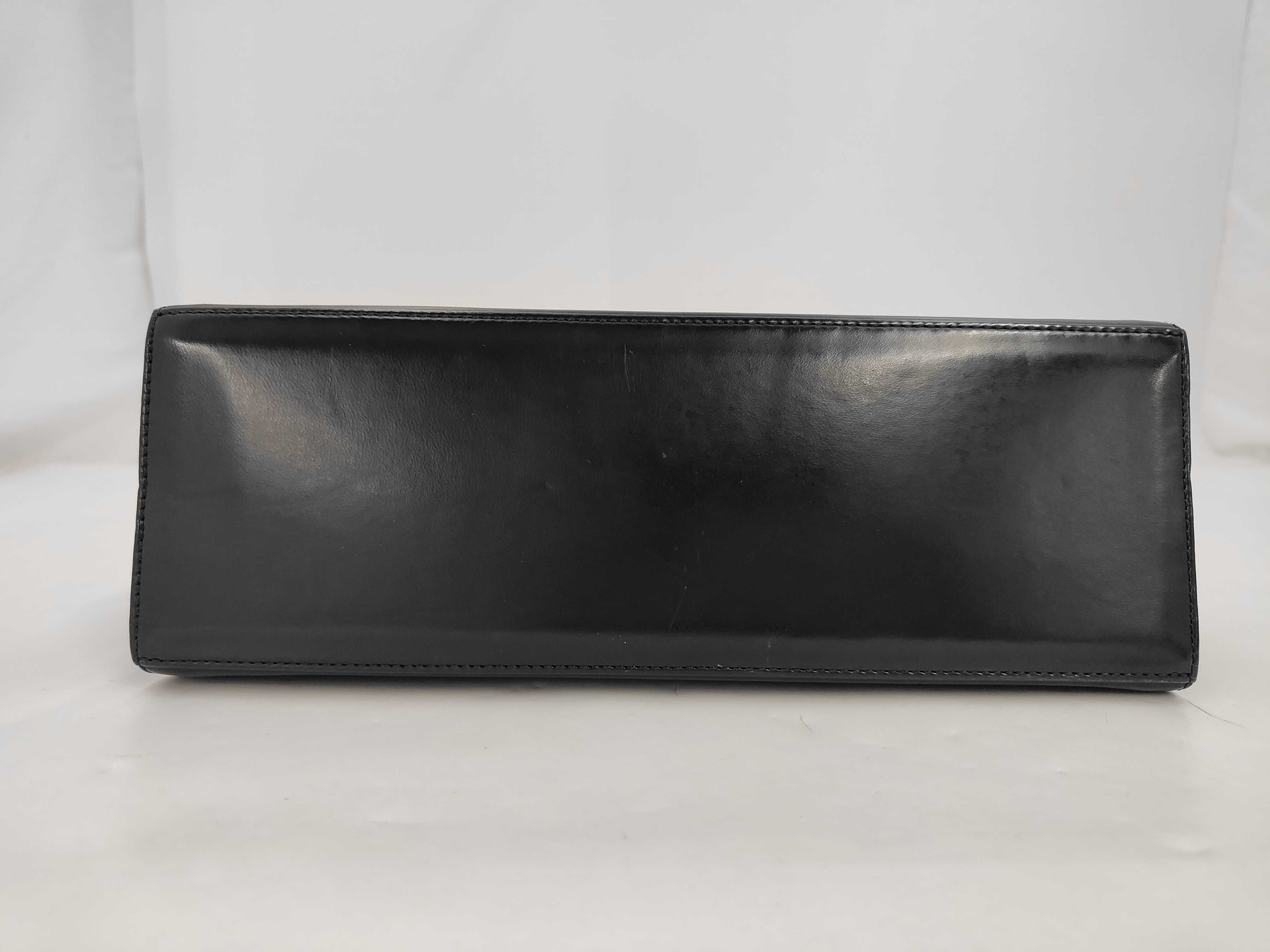 handbag — view 3