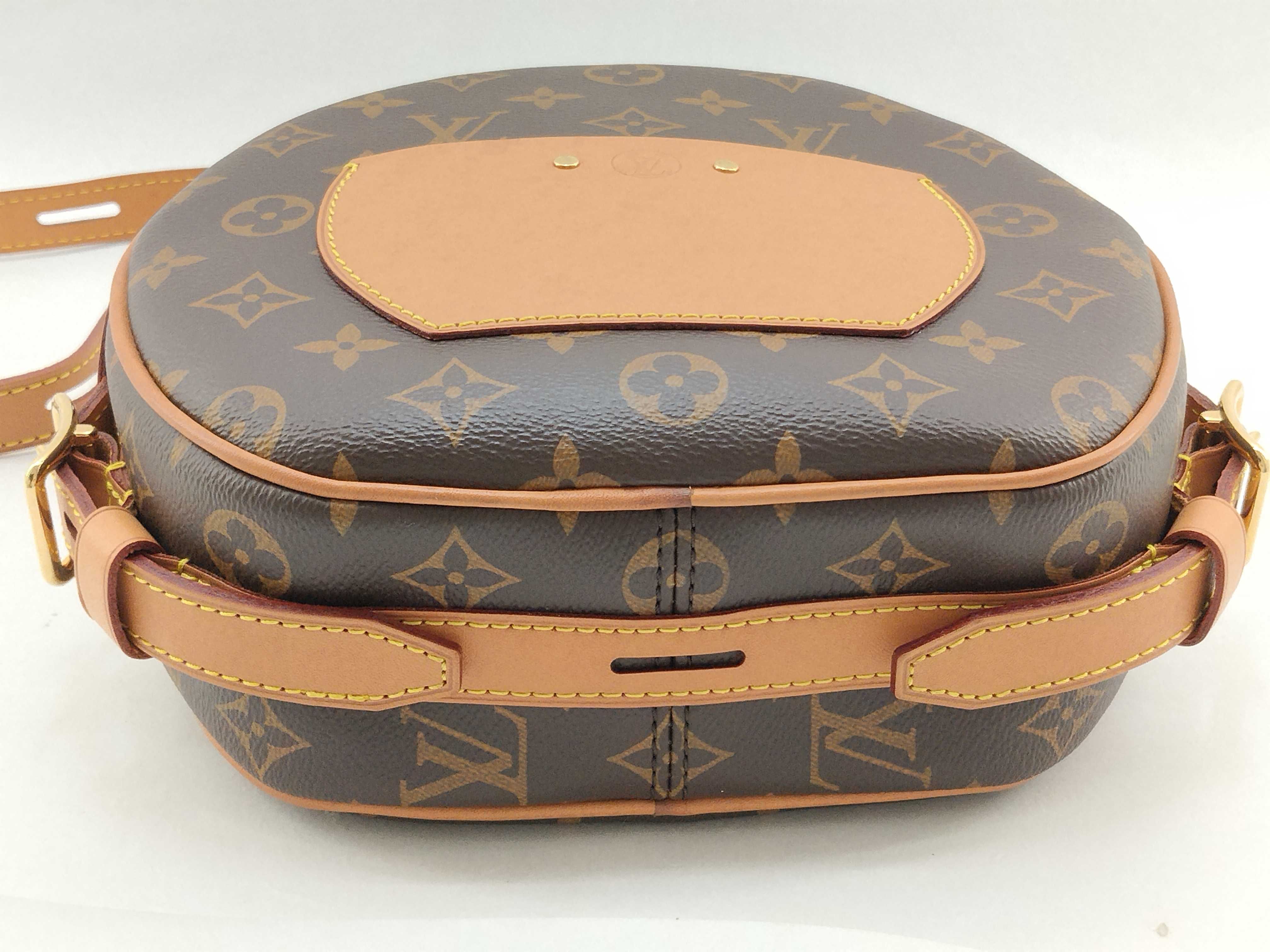 Monogram Louis Vuitton Monogram Boite Chapeau Souple Shoulder Bag — view 3