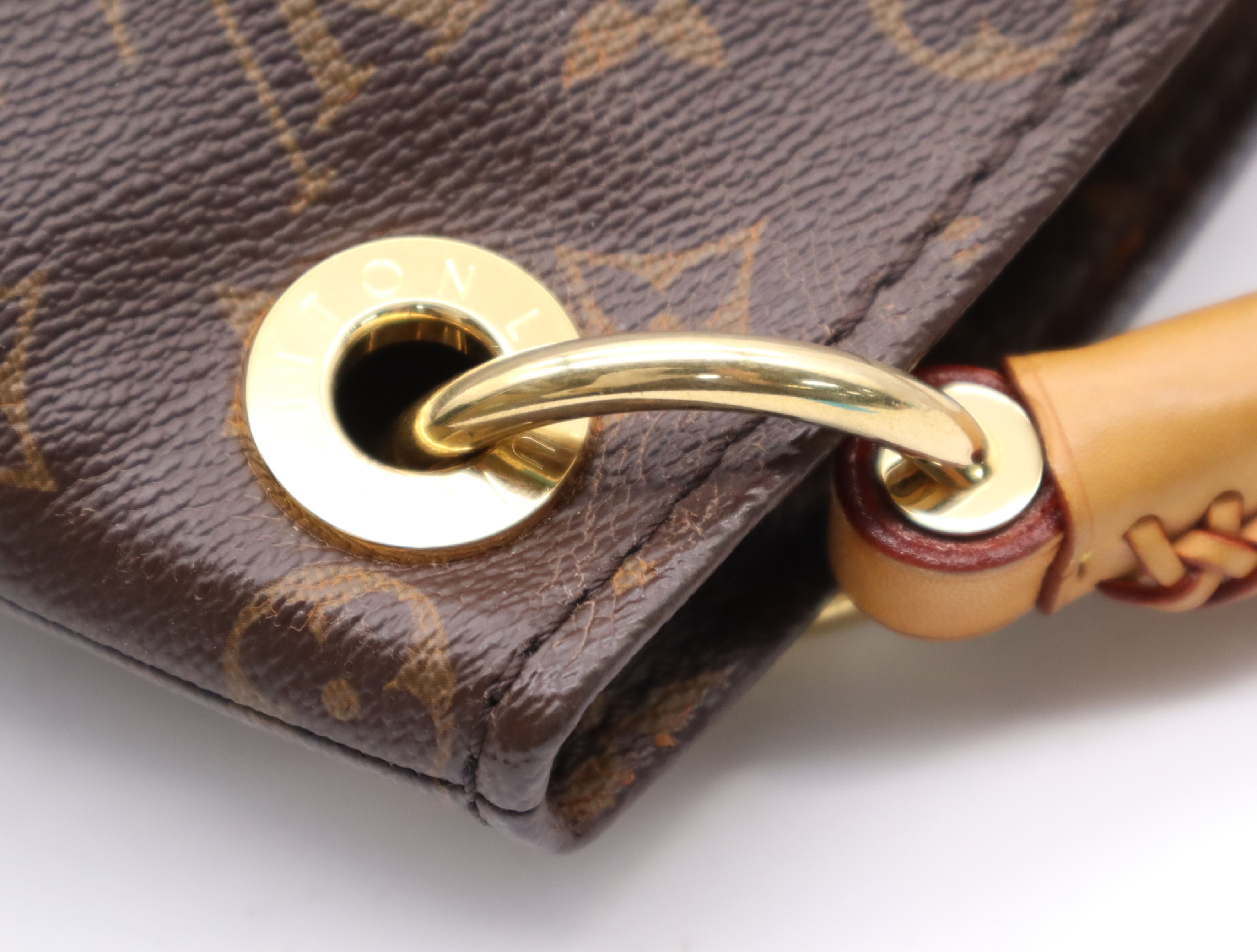 M40249 Monogram Artsy MM Tote Bag — view 8