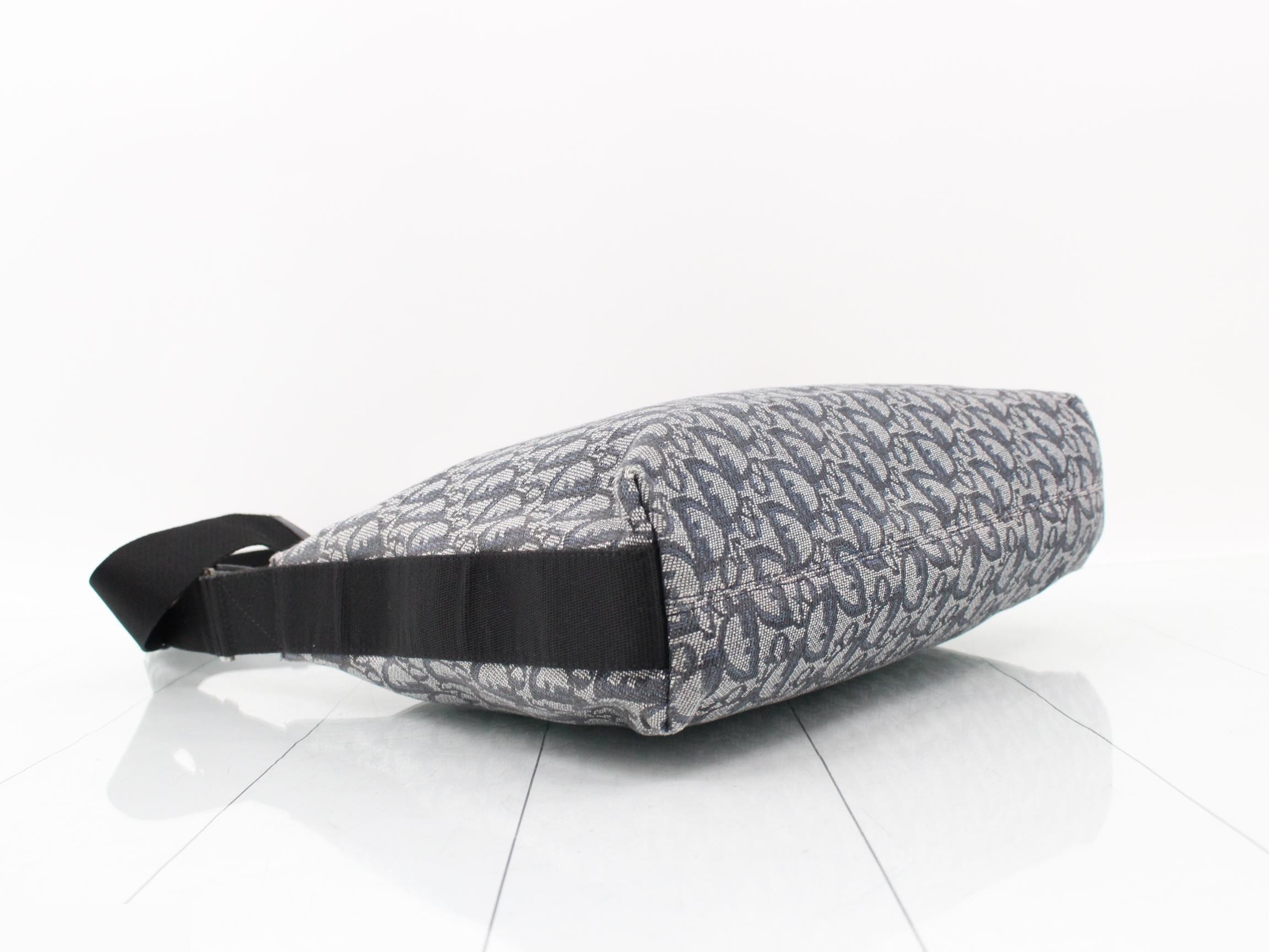 Trotter shoulder bag blue — view 5