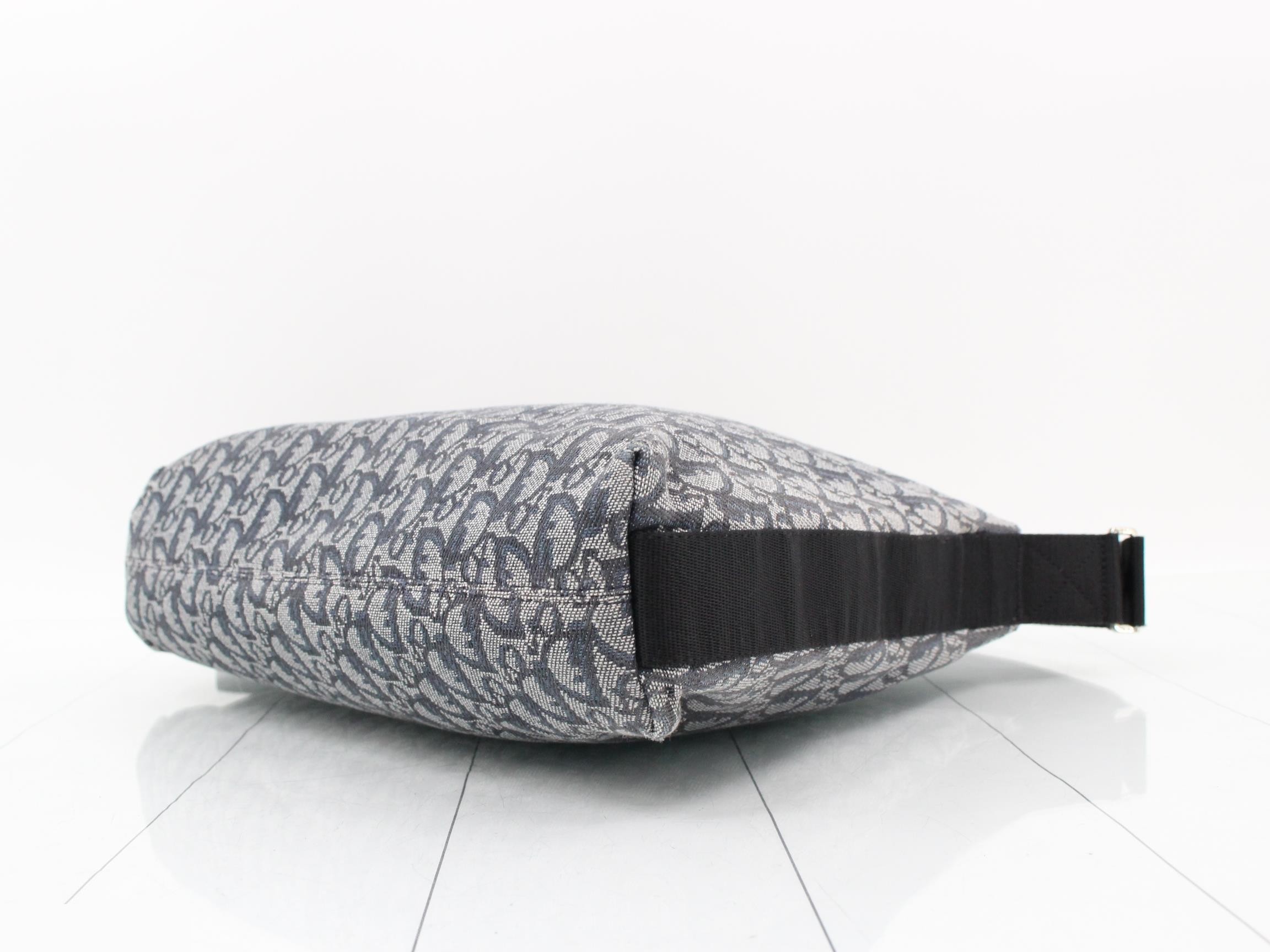 Trotter shoulder bag blue — view 6