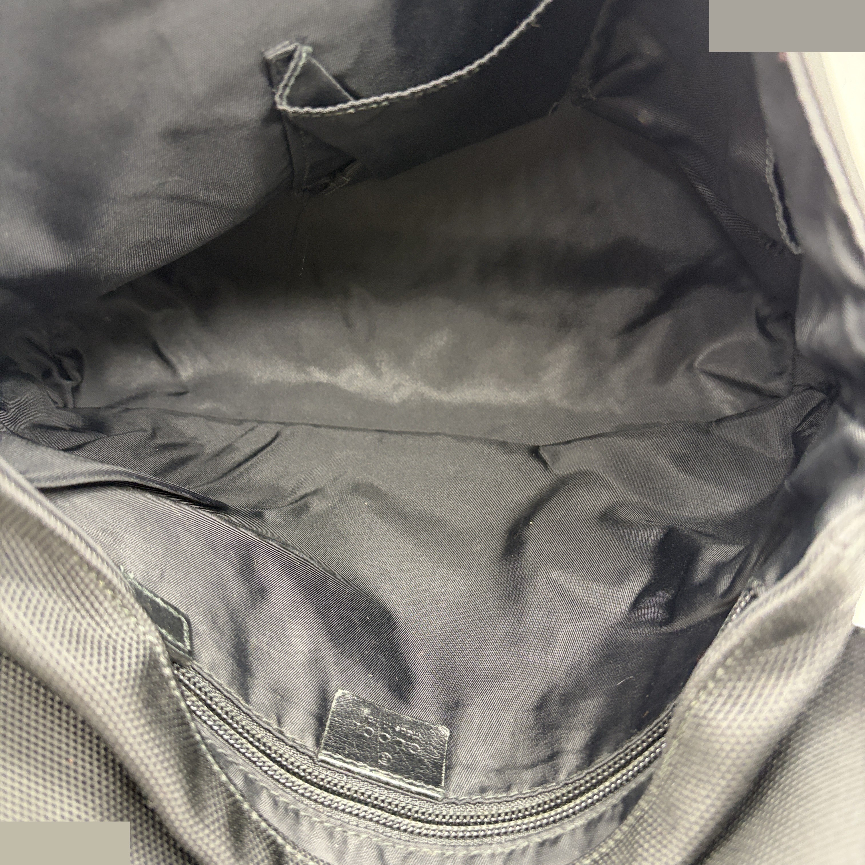 Sherry Line Shoulder Bag — view 9