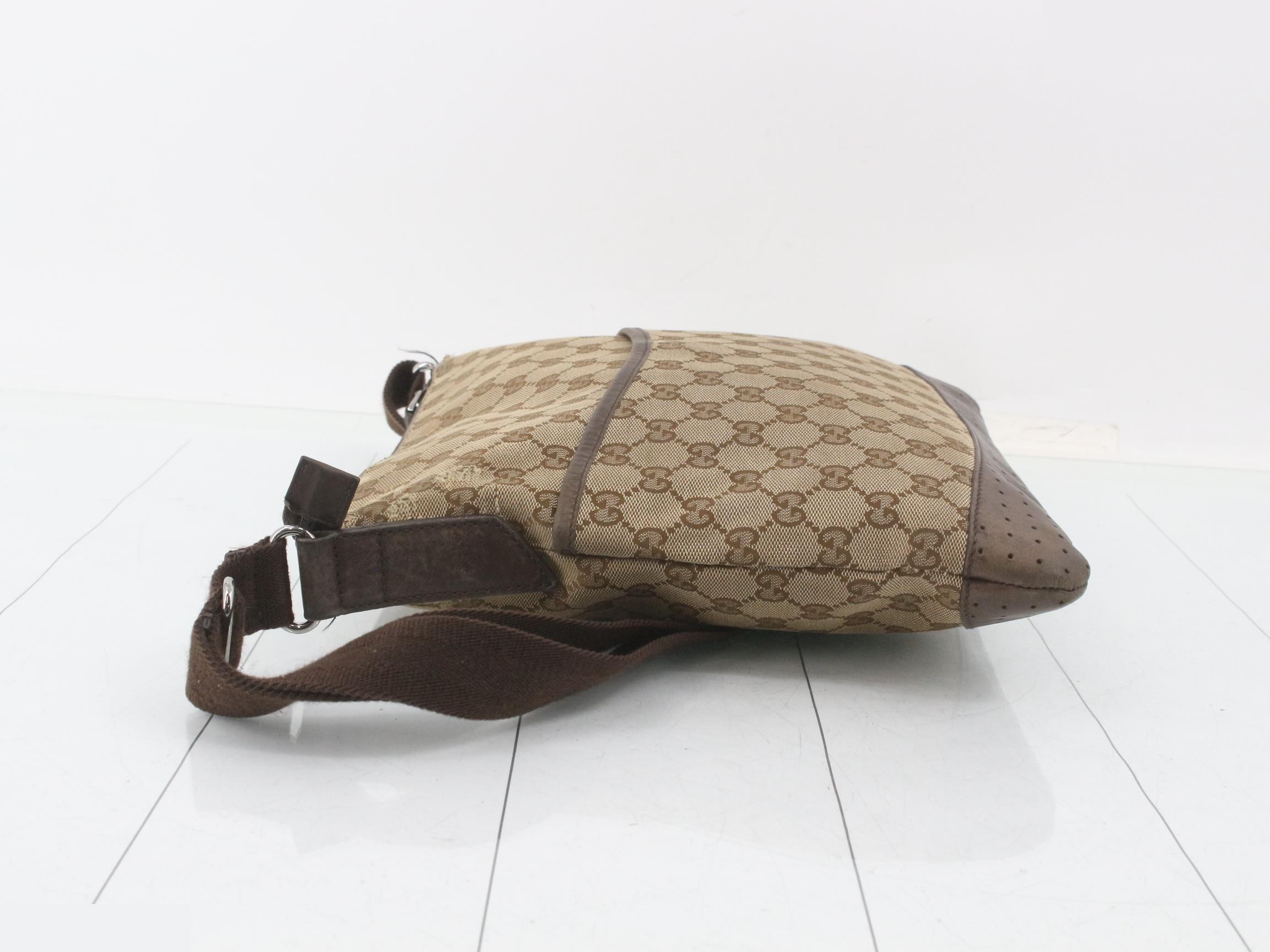GG canvas shoulder bag — view 4